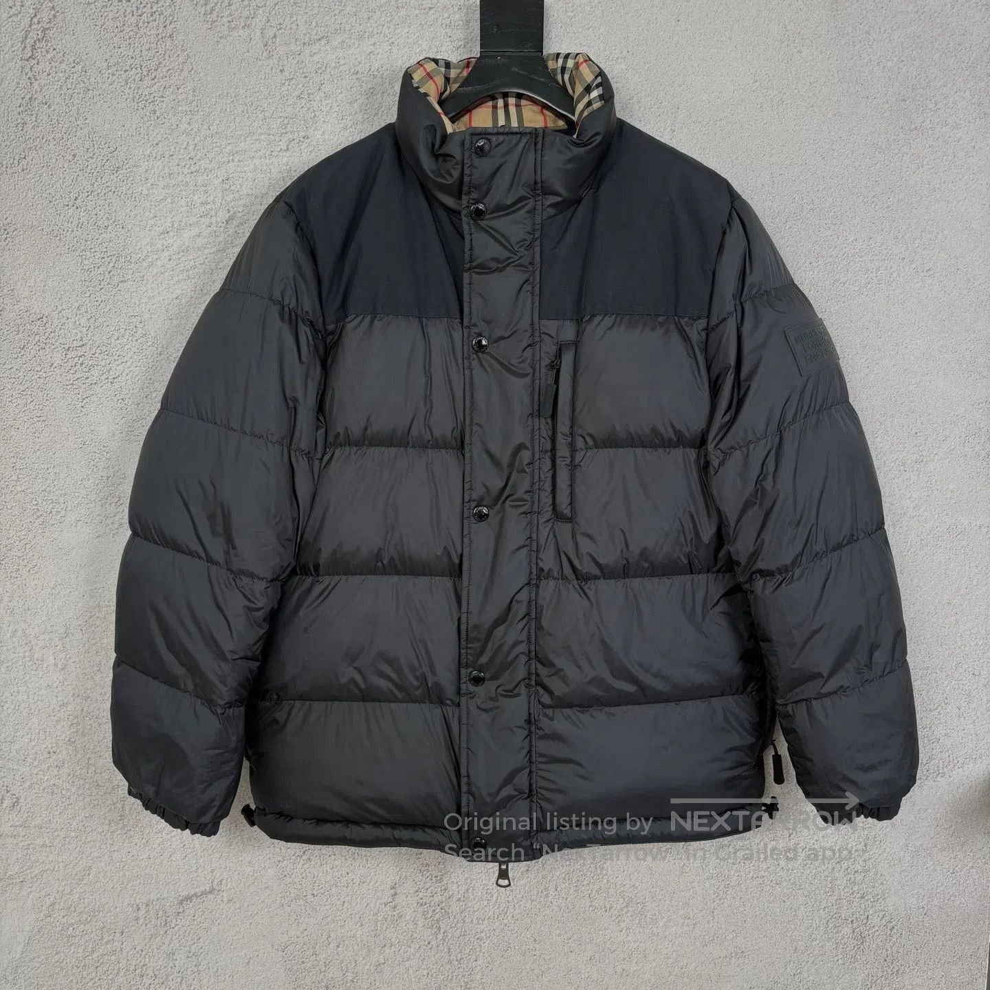Burberry Burberry Classic checkered sleeve with adhesive label logo Size US L / EU 52-54 / 3 - 3 Thumbnail