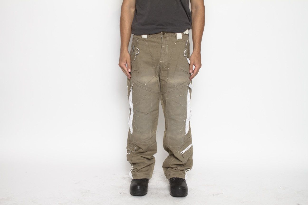 Vintage OLIVE GREEN AND WHITE TECHNICAL CARGO POCKET PANTS BY EURO Size US 32 / EU 48 - 2 Thumbnail