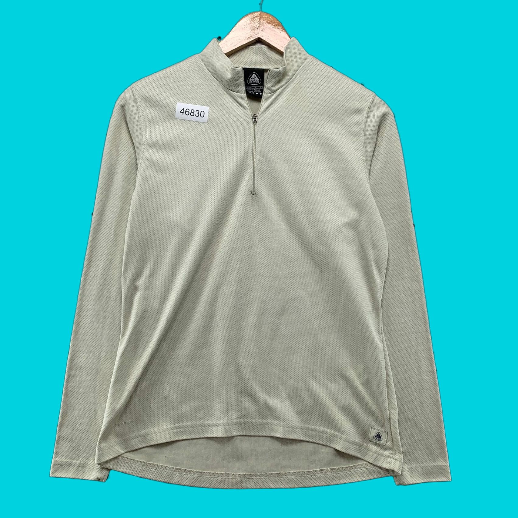 Nike VINTAGE Nike ACG Pullover Women Medium Mock Neck 1/4 Zip Beige Performance Size M / US 6-8 / IT 42-44 - 1 Thumbnail