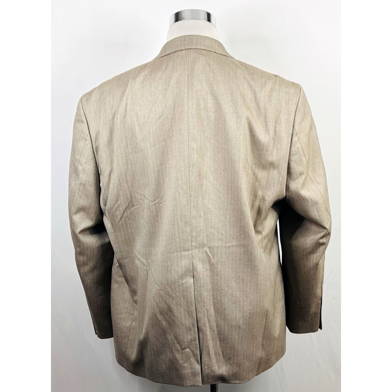 Stafford Stafford 48R Classic Fit Sport Coat Beige Herringbone Two-Button Vented Size US XS / EU 42 / 0 - 6 Thumbnail