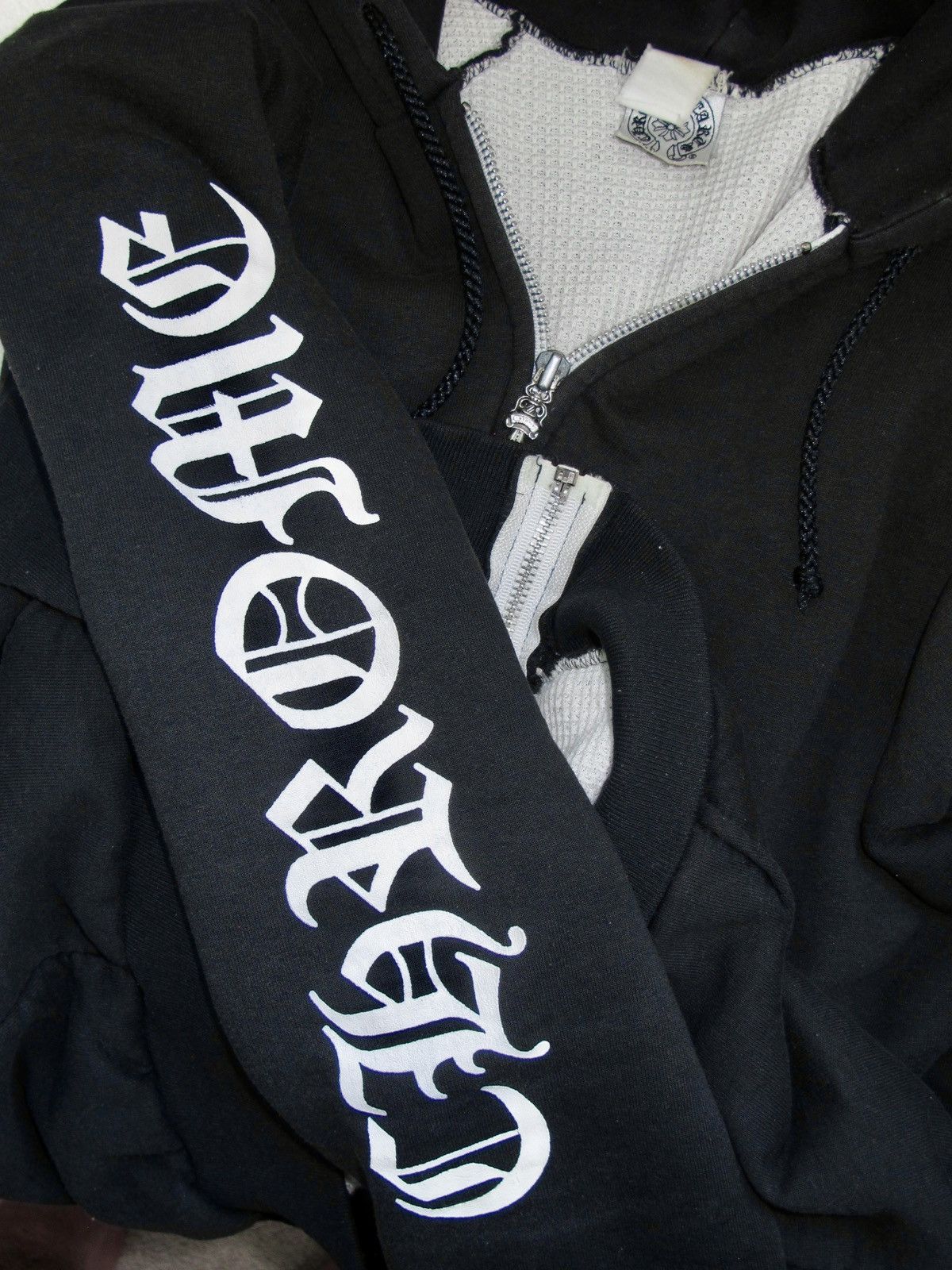 最終値下‼︎ Chrome Hearts 90s アーチロゴ 黒 ロンT Mサイズ Chrome Hearts + Chrome Hearts 90s Vintage Thermal Zip Up Hoodie +