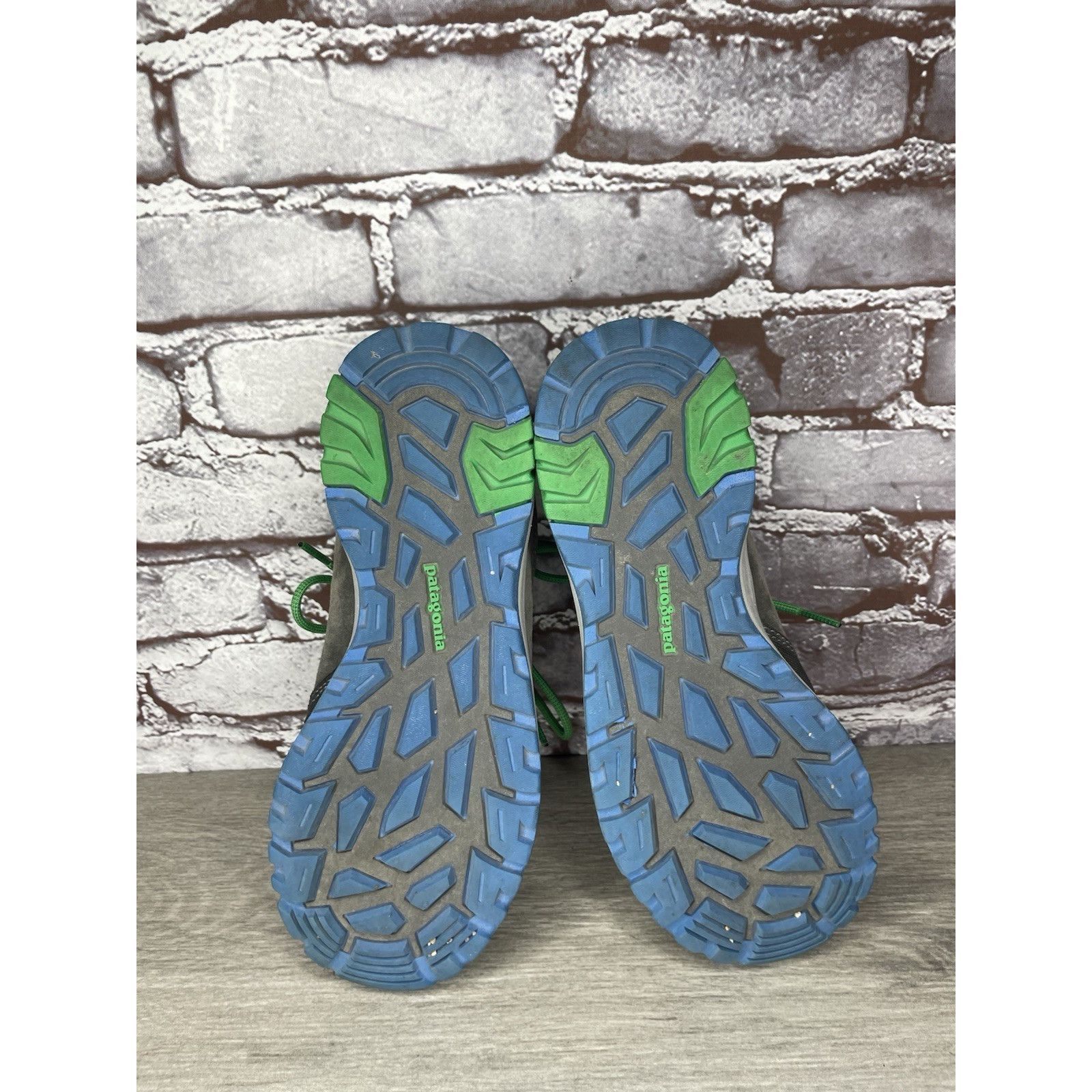 Patagonia Patagonia Bungee Cord Peppergrass Performance Footwear Women Size US 7.5 / IT 37.5 - 21 Thumbnail