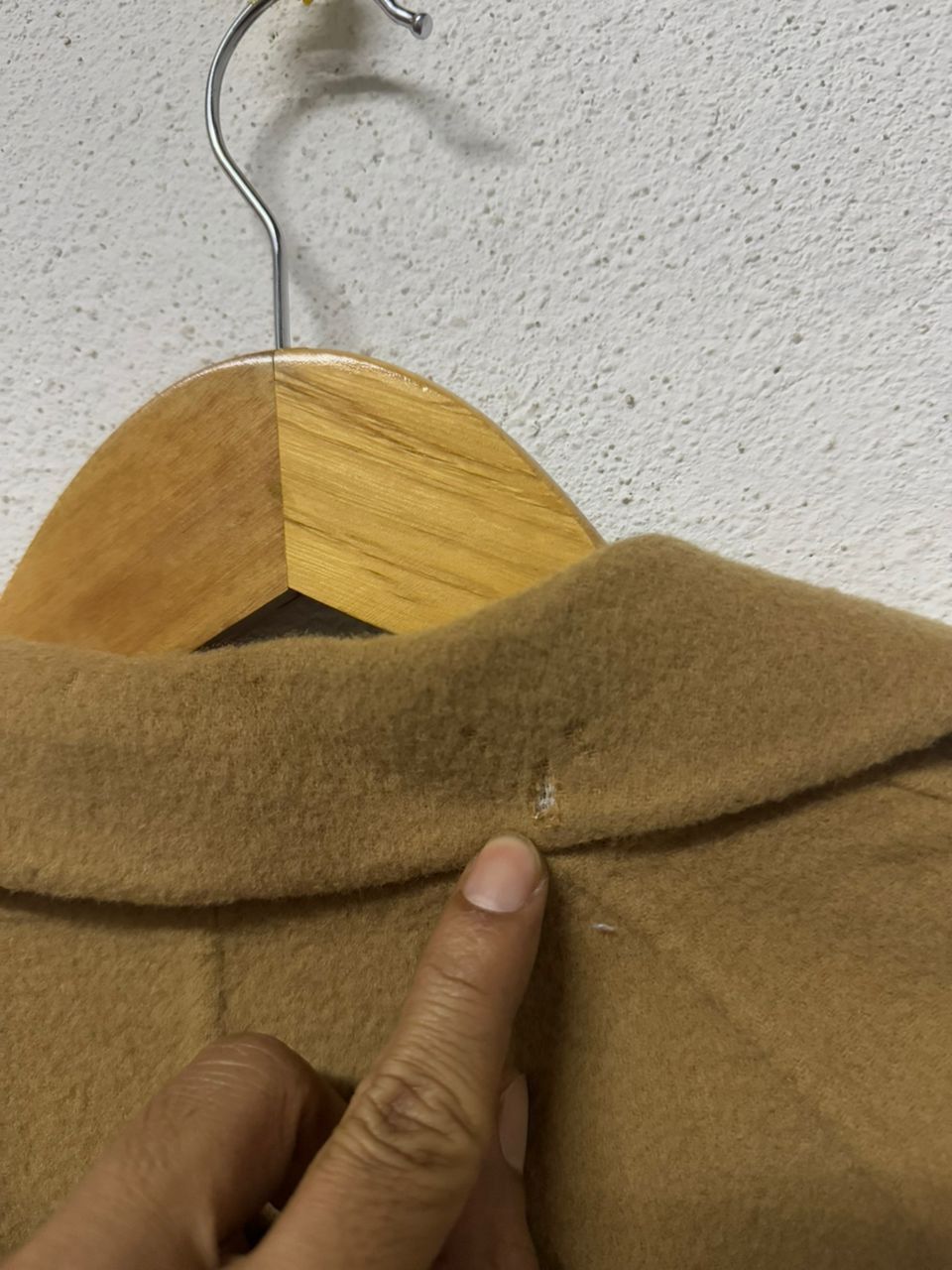 Burberry Vintage burberry wool coat Size US L / EU 52-54 / 3 - 14 Thumbnail