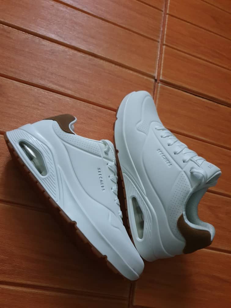SKECHERS Skechers white colour memory foam sneaker Size US 11 / EU 44 - 9 Thumbnail