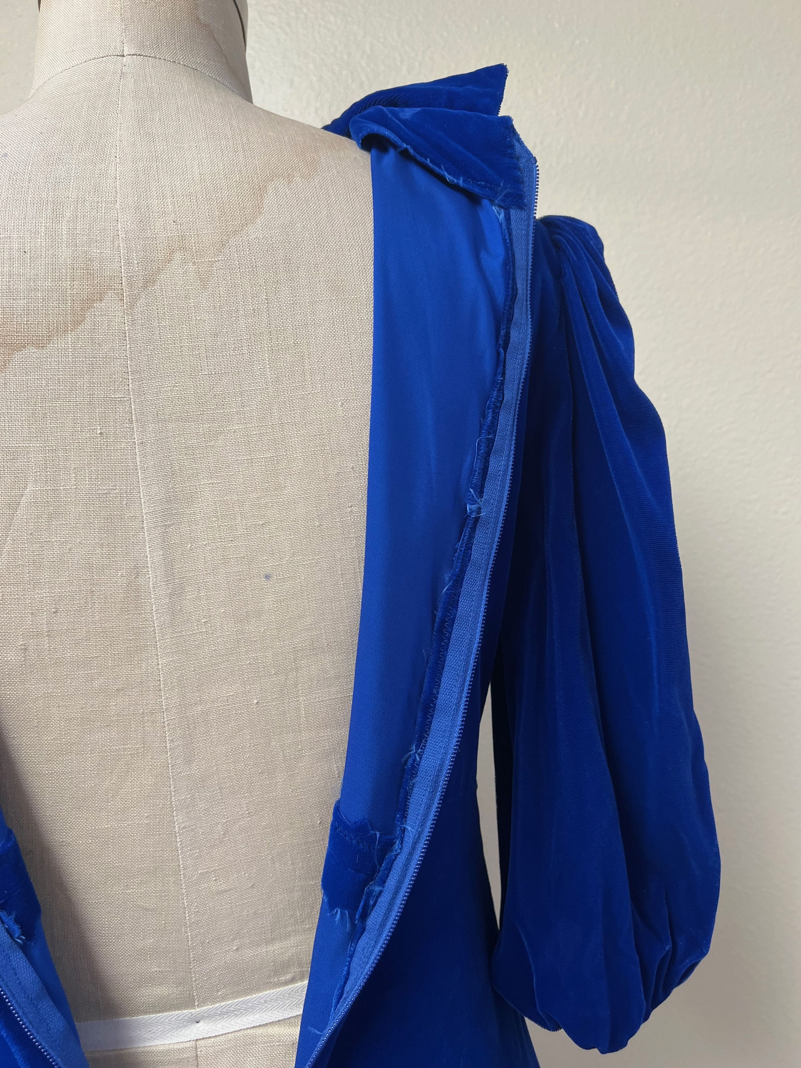 Handmade EUC Vintage 60s 70s Velvet Stand Collar Blue Maxi Dress Size S / US 4 / IT 40 - 10 Thumbnail