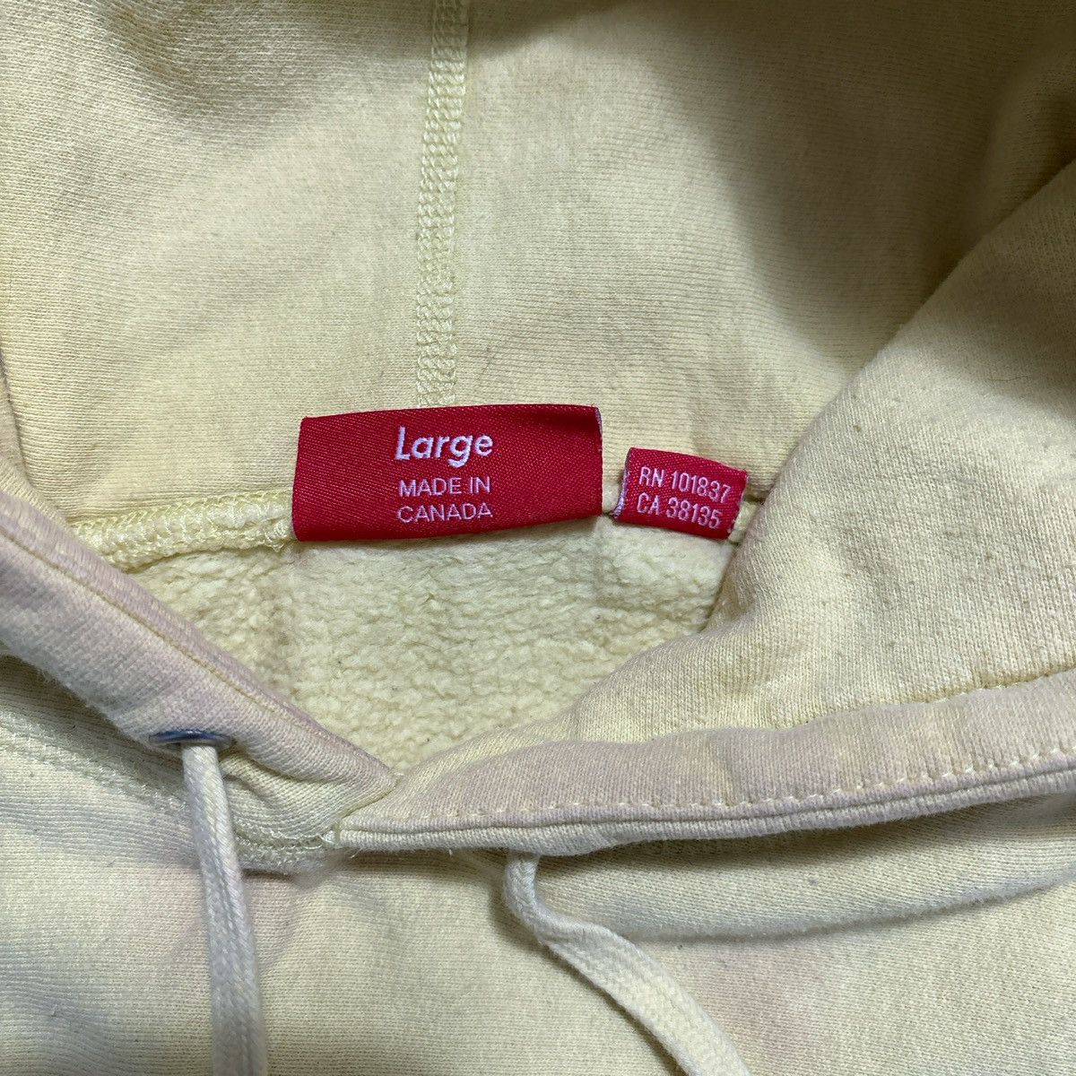Supreme Supreme Yellow Hoodie Size US L / EU 52-54 / 3 - 3 Thumbnail
