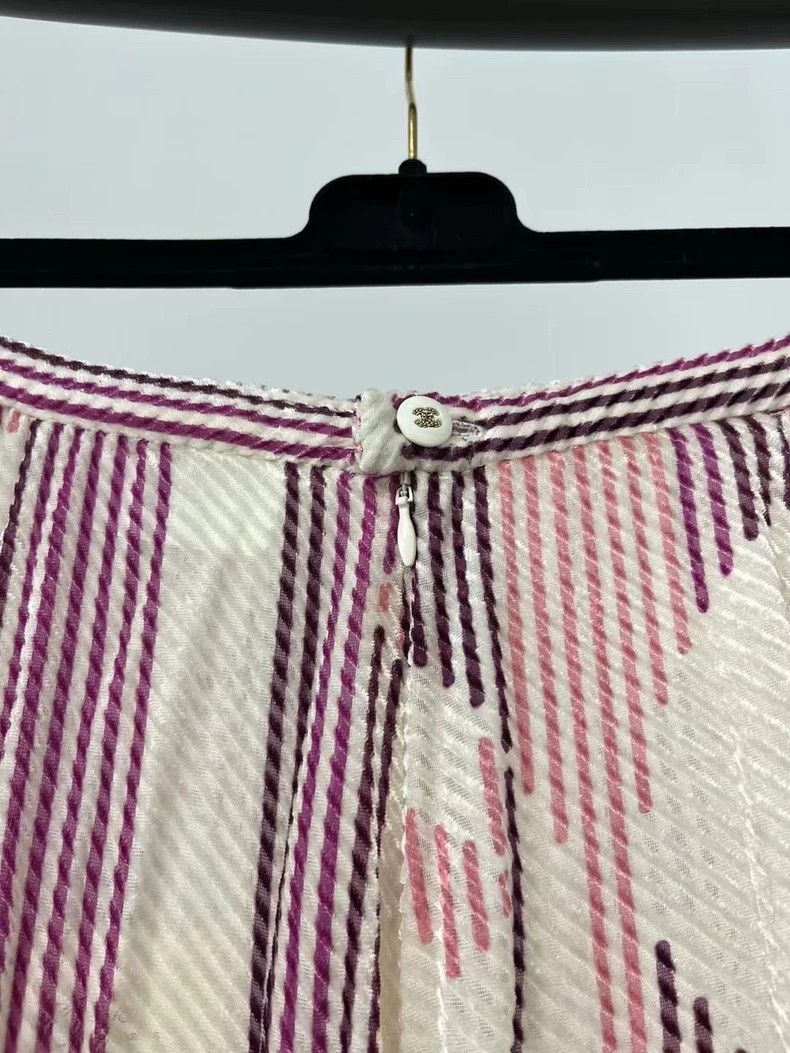 Chanel Chanel 23B striped printed plush double C skirt Size 26" / US 2 / IT 38 - 3 Thumbnail