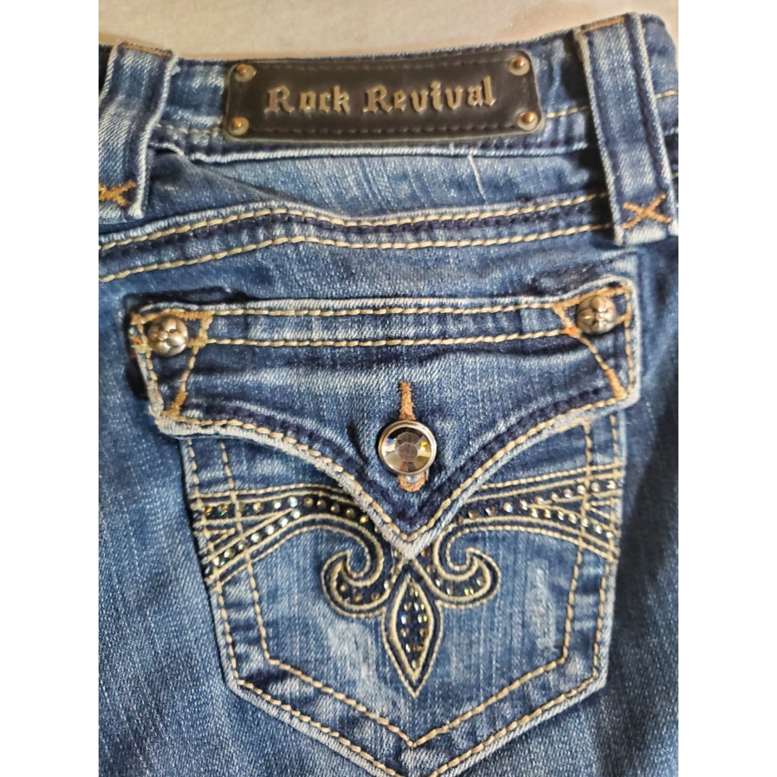 Vintage VINTAGE Rock Revival Jeans Sora Bootcut Embroidered Rhinestone Denim Women's Size 26x33 Blue Cotton Denim Jeans Ladies Regular 26 in inseam 33 in Size 26" / US 2 / IT 38 - 8 Thumbnail