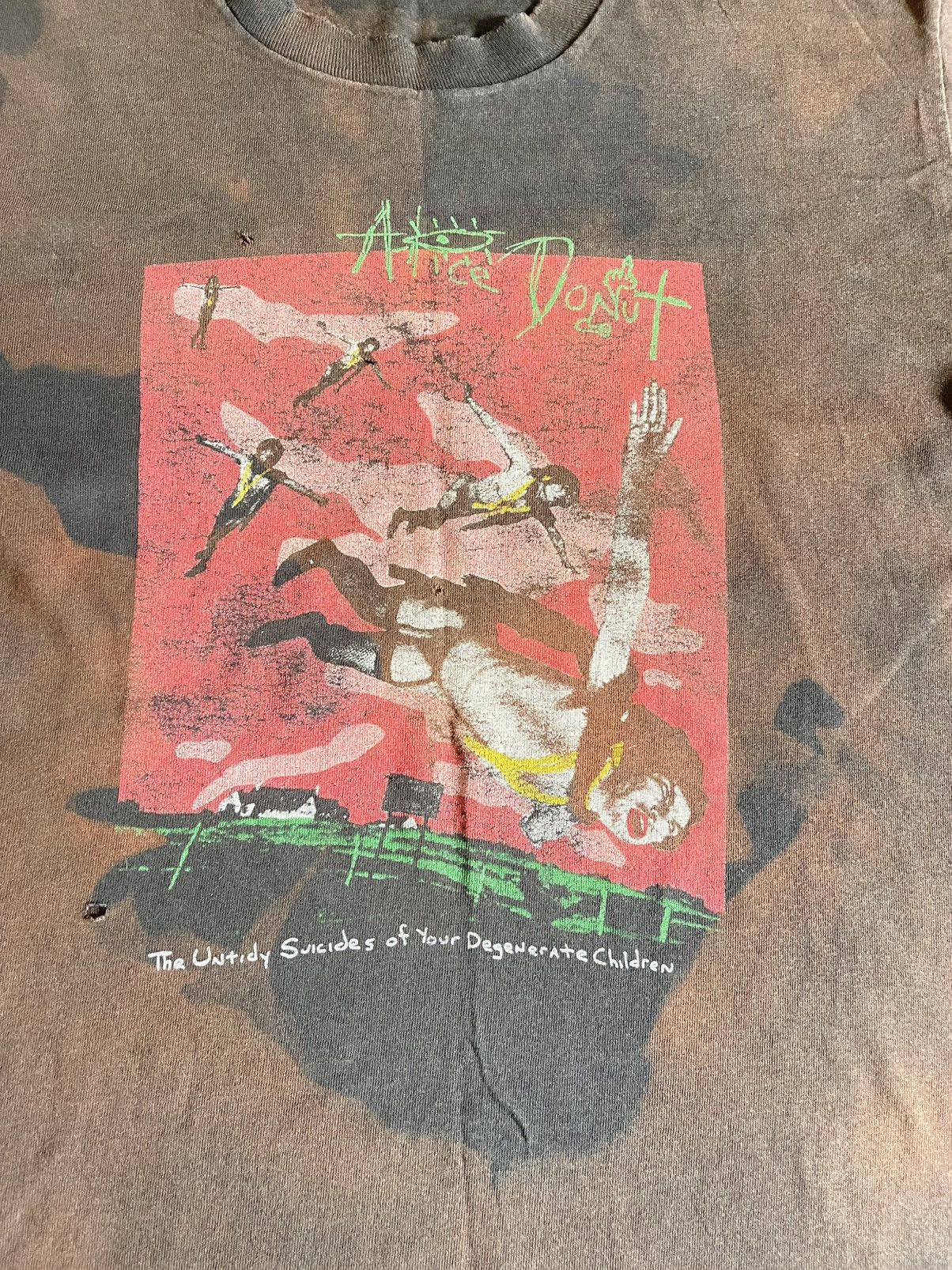 Band Tees VERY RARE ITEM VINTAGE 90s BAND TEE SHIRT ALICE DONUT Size US M / EU 48-50 / 2 - 3 Thumbnail