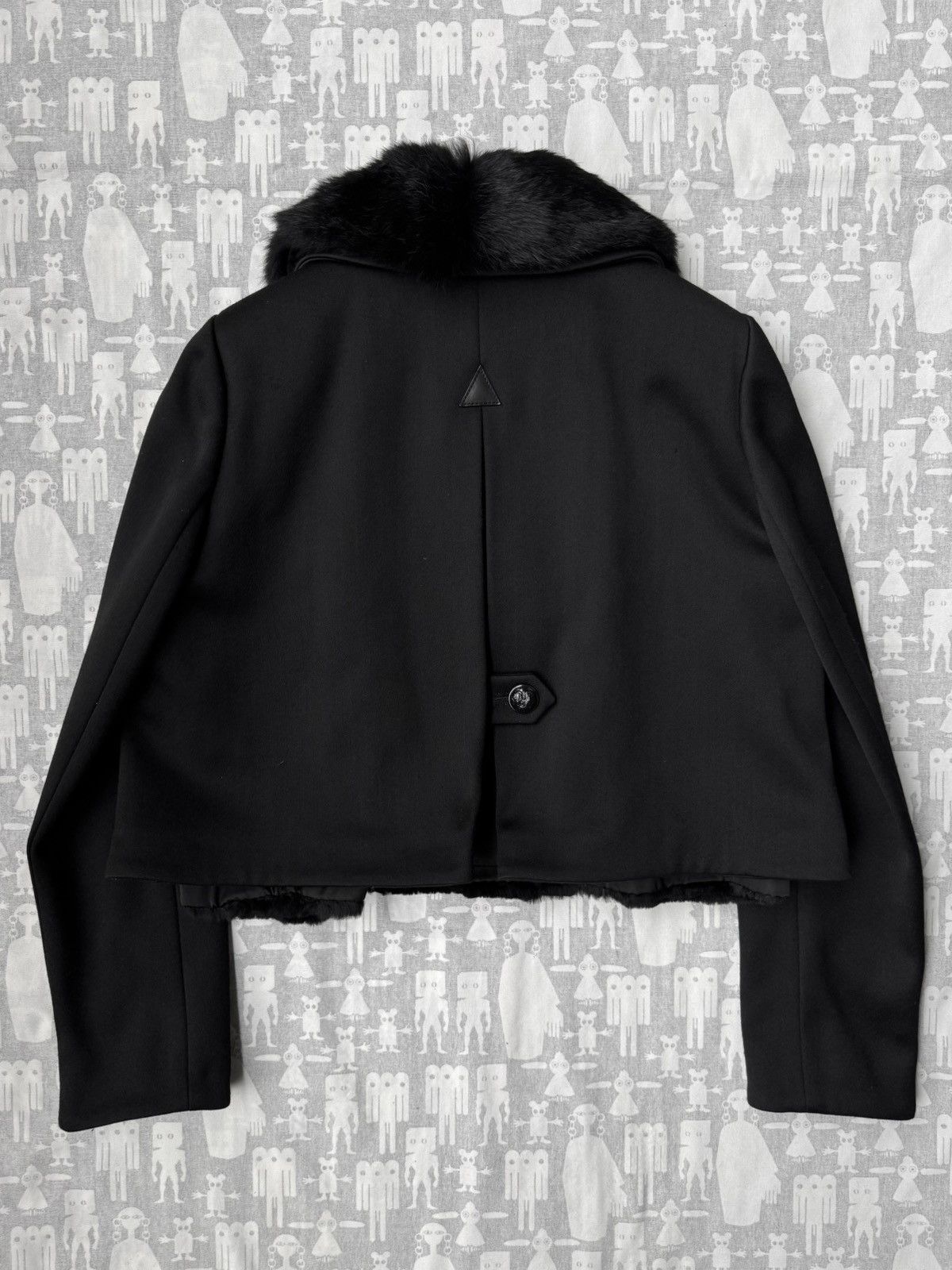Alexander McQueen Alexander McQueen AW08 Fur Lined Double Breasted Jacket Size M / US 6-8 / IT 42-44 - 10 Thumbnail