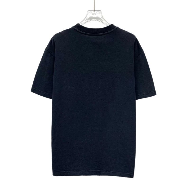 Louis Vuitton Louis Vuitton 23 black logo monogrammed chain cotton crew Size M / US 6-8 / IT 42-44 - 2 Thumbnail