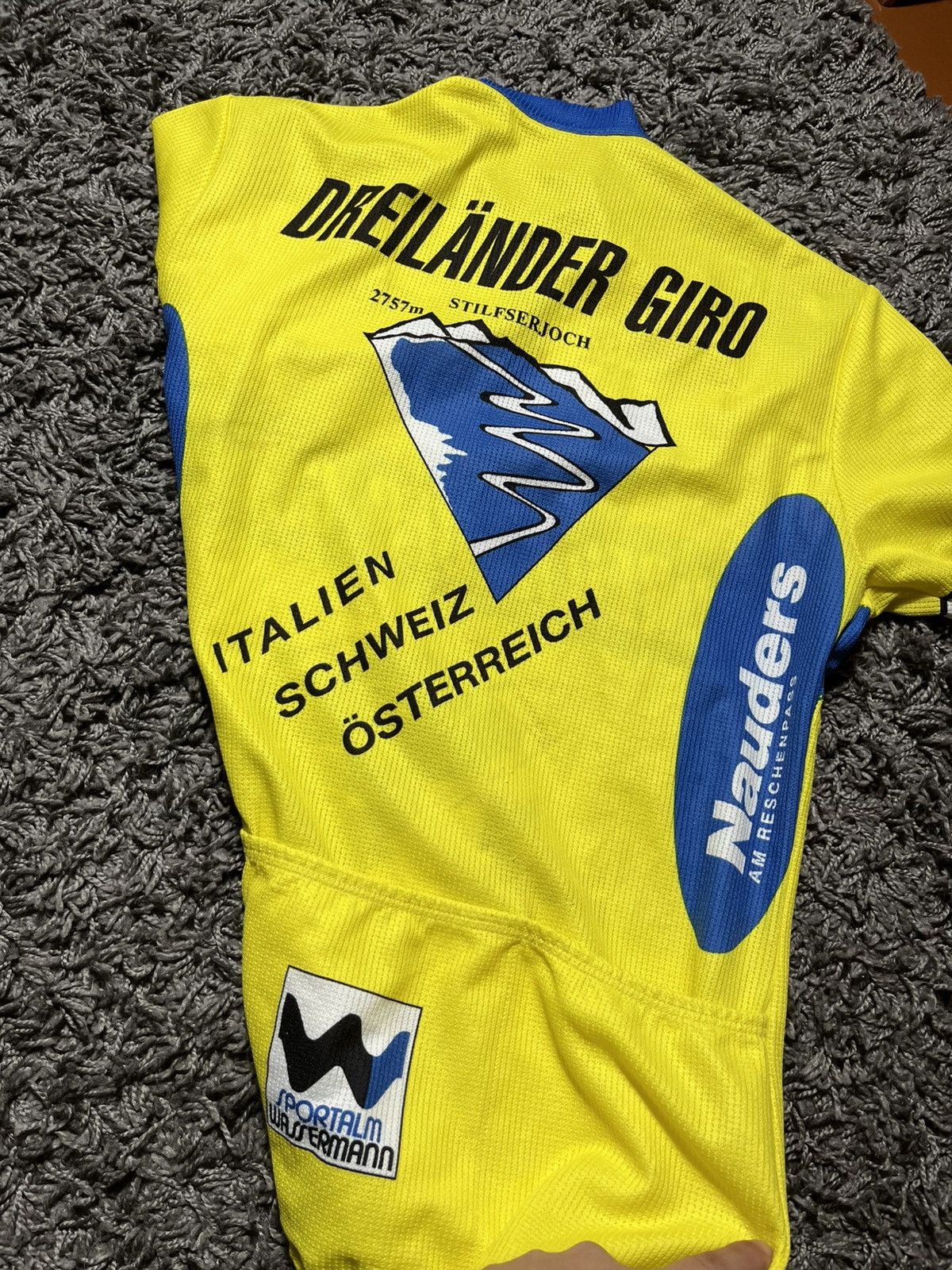 Vintage VINTAGE Y2K LOFFLER VELO ITALY TRIKOT T-SHIRT Size US M / EU 48-50 / 2 - 4 Thumbnail