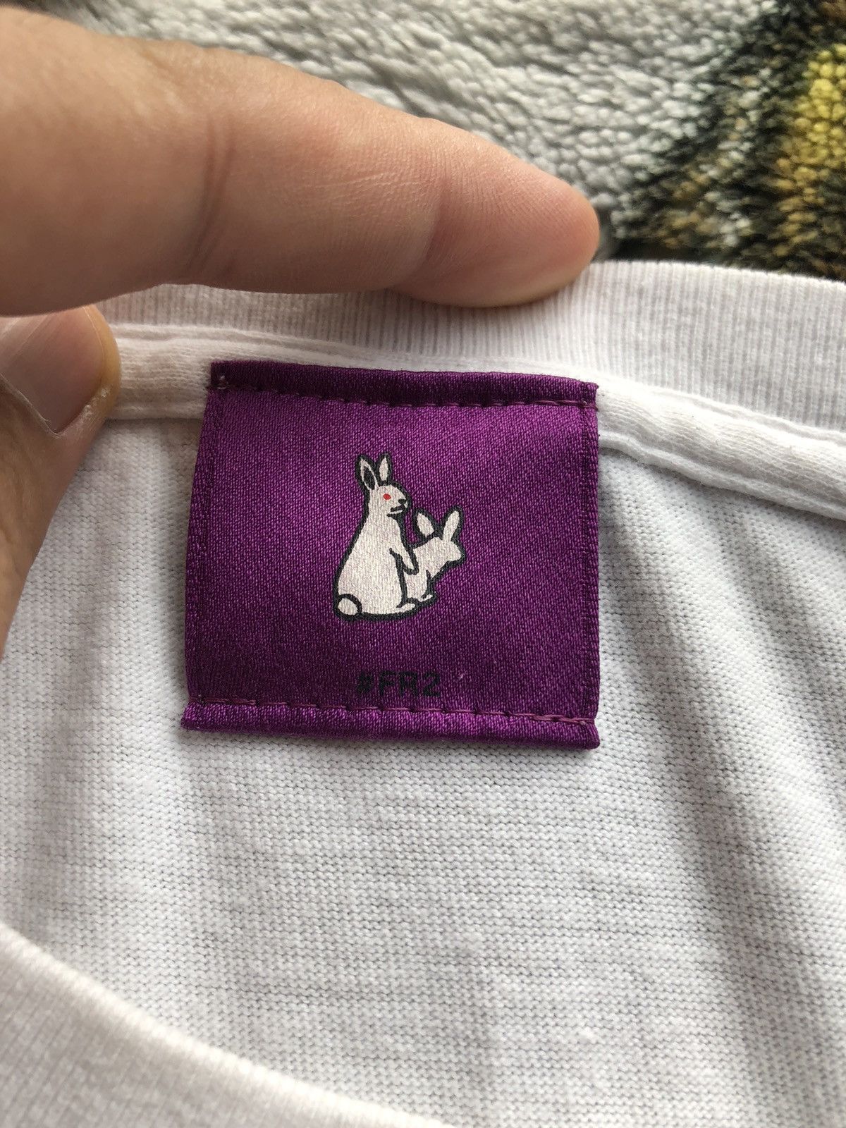 FR2 × Japanese Brand Fxxking Rabbits FR2 White Shirt Tee Size US L / EU 52-54 / 3 - 13 Thumbnail