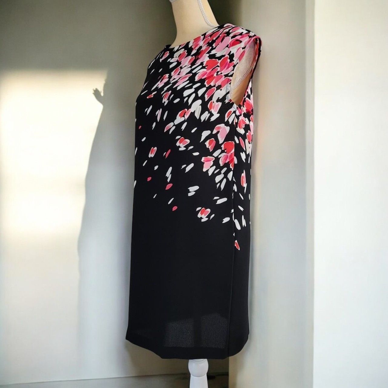 Loft Ann Taylor Loft Womens Black Pink Floral Cap Sleeve Knee Len Size S / US 4 / IT 40 - 8 Thumbnail