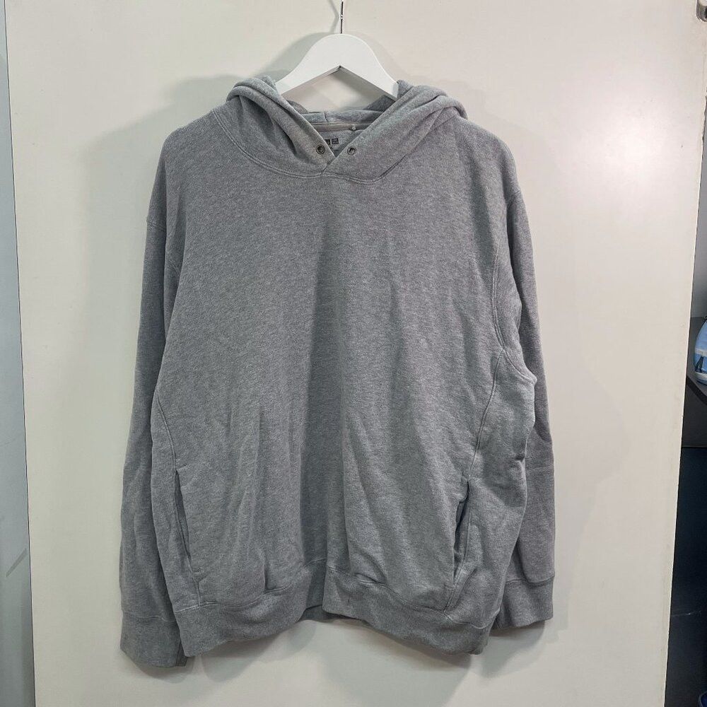 Uniqlo Grey Uniqlo hoodie Size US XL / EU 56 / 4 - 1 Thumbnail