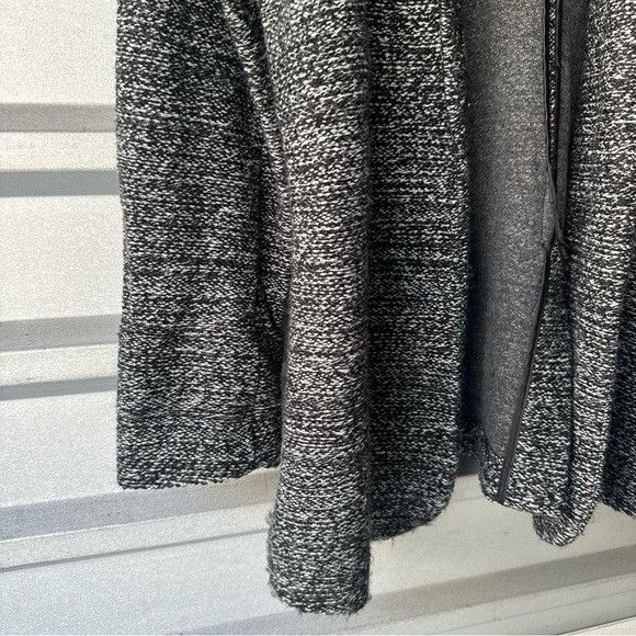 Other Simply Vera Vera Wang Black and White Knit Sweater Sz XL Size XL / US 12-14 / IT 48-50 - 3 Thumbnail