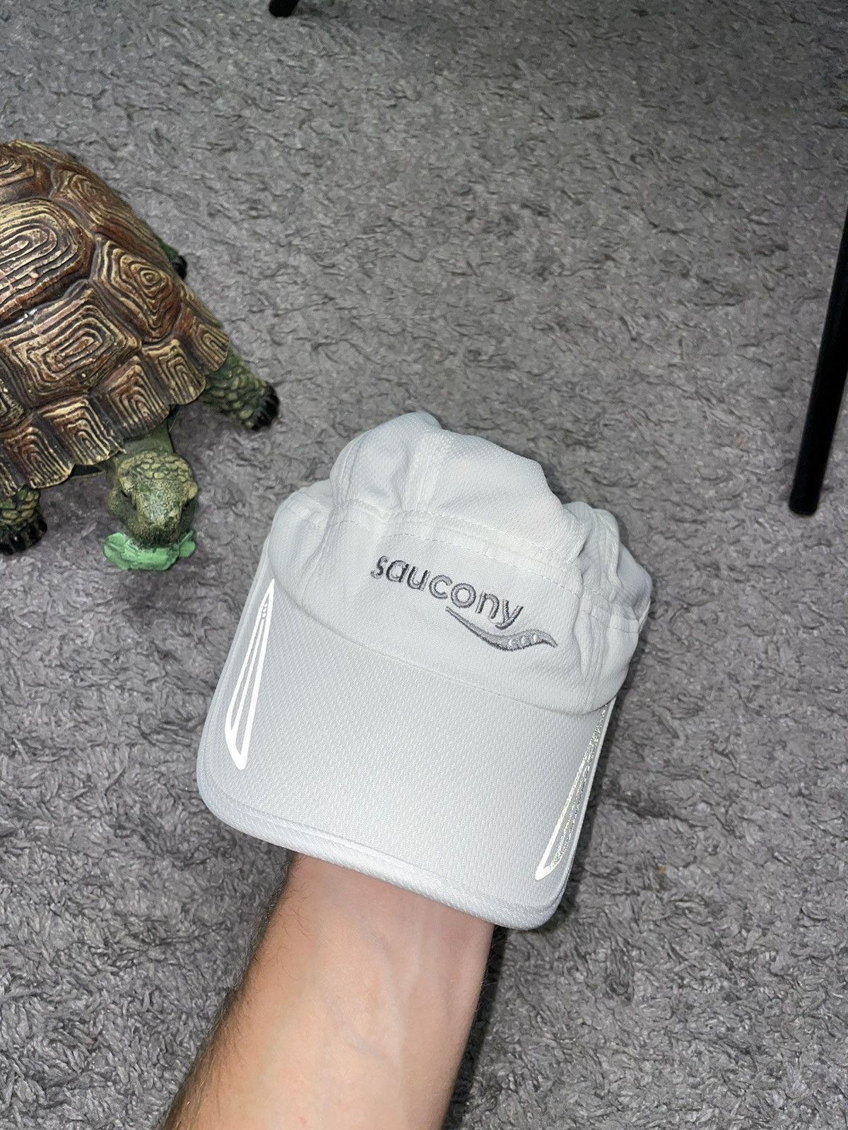 Saucony × Vintage Vintage Saucony White reflective cap hat y2k Size ONE SIZE - 4 Thumbnail