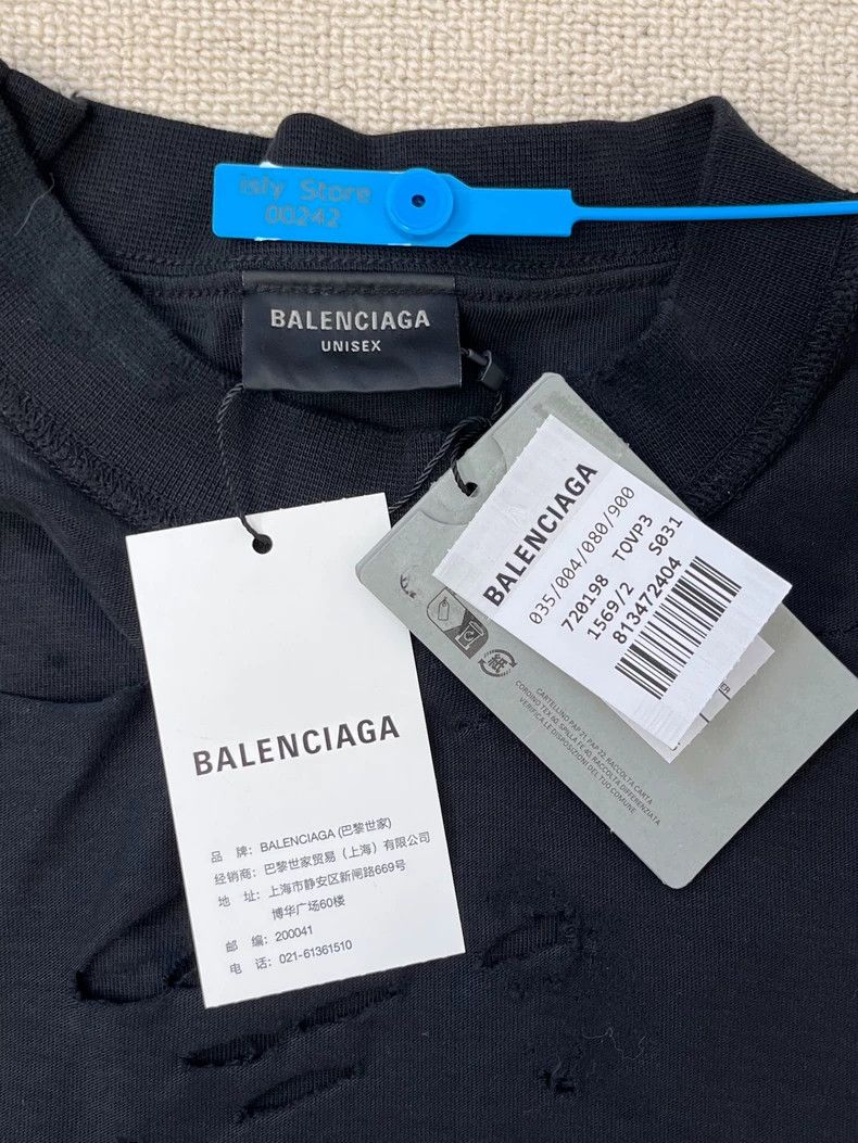 Balenciaga Balenciaga size 2 Monogrammed crewneck short sleeve T-shirt Size US S / EU 44-46 / 1 - 4 Thumbnail