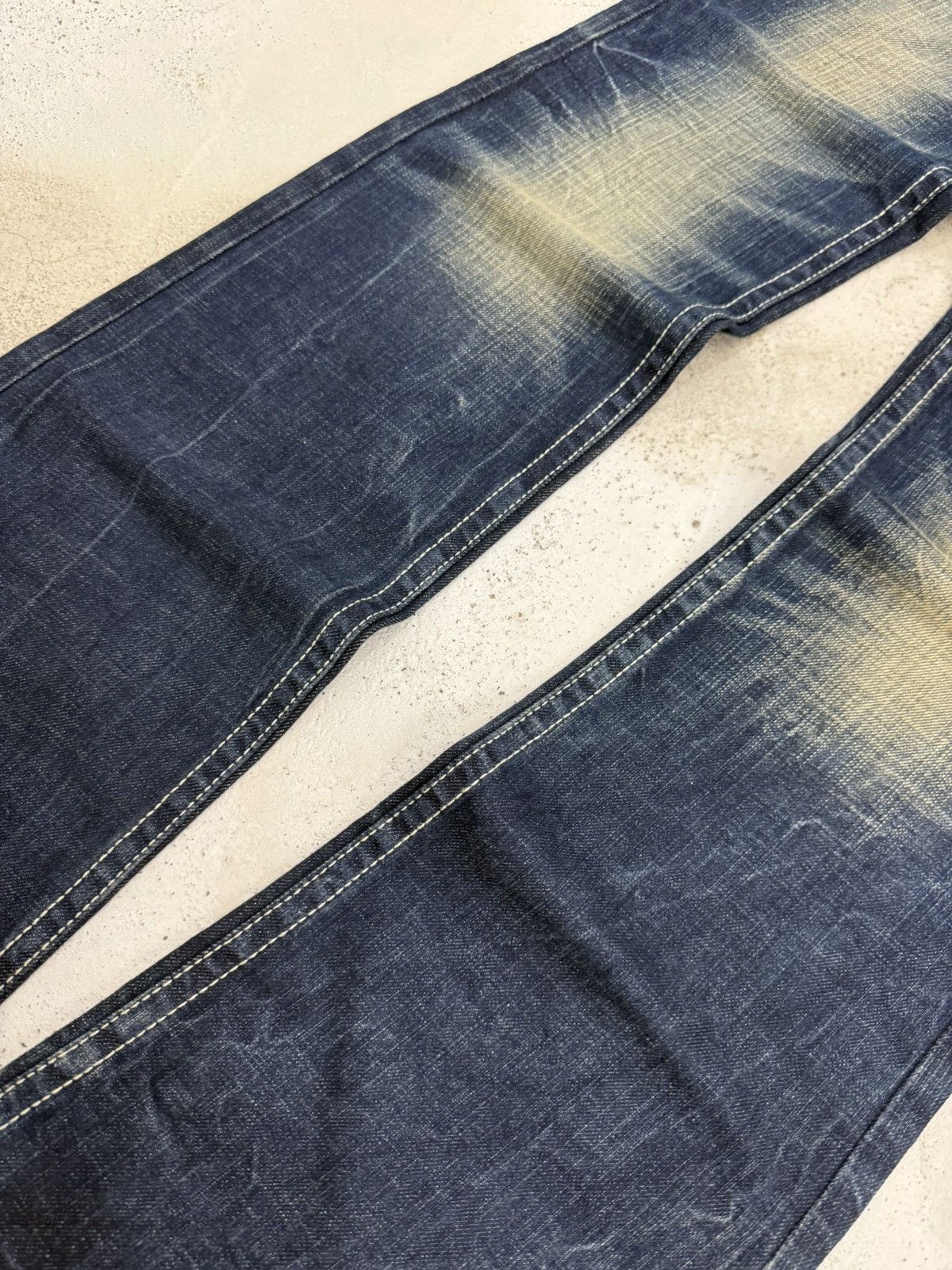 Hysteric Glamour × Japanese Brand Red Pepper Feather Wings Embroidered Lowrise Mud Flare Jeans Size US 27 - 13 Thumbnail