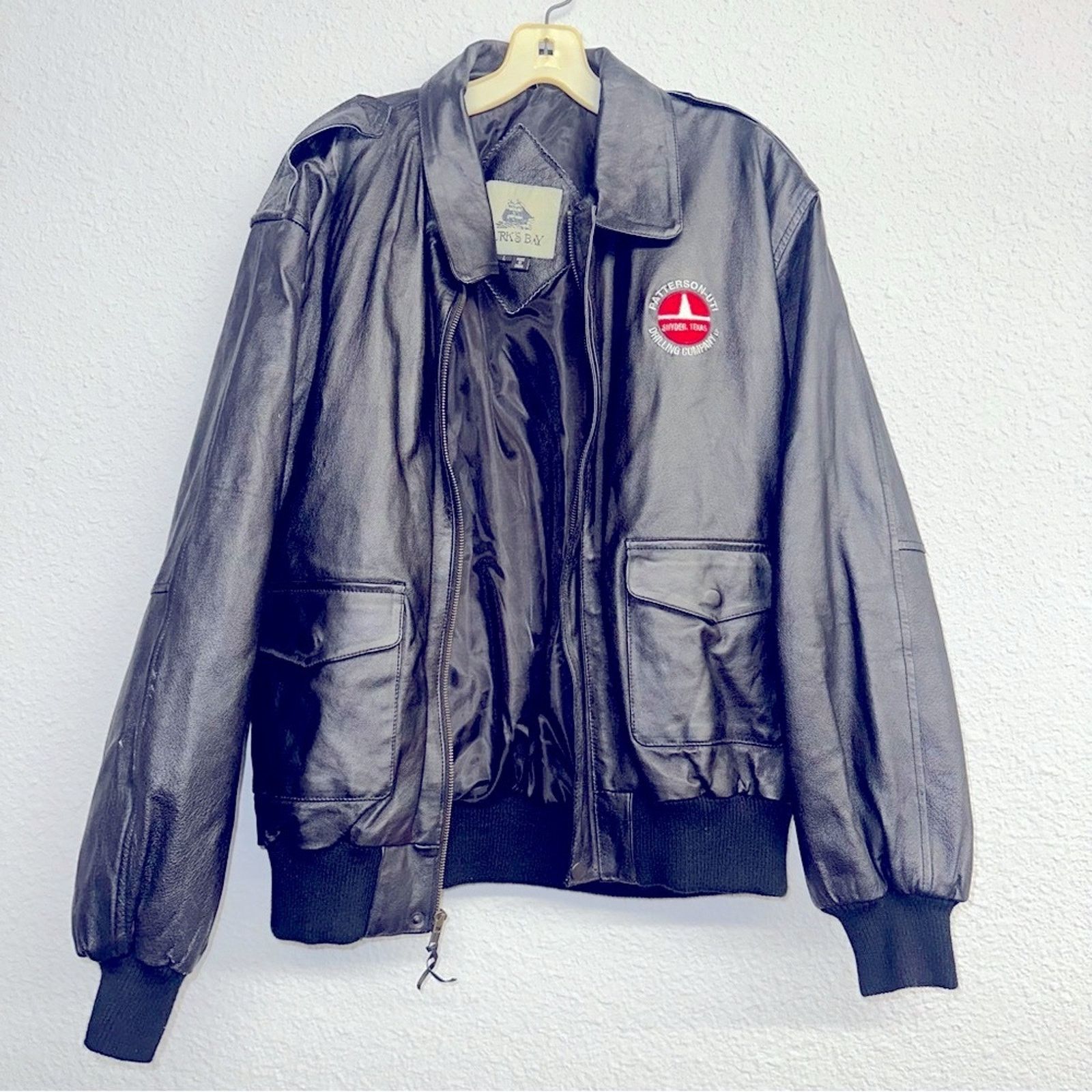 Men’s Burks Bay black Leather Jacket sz L Drilling Logo