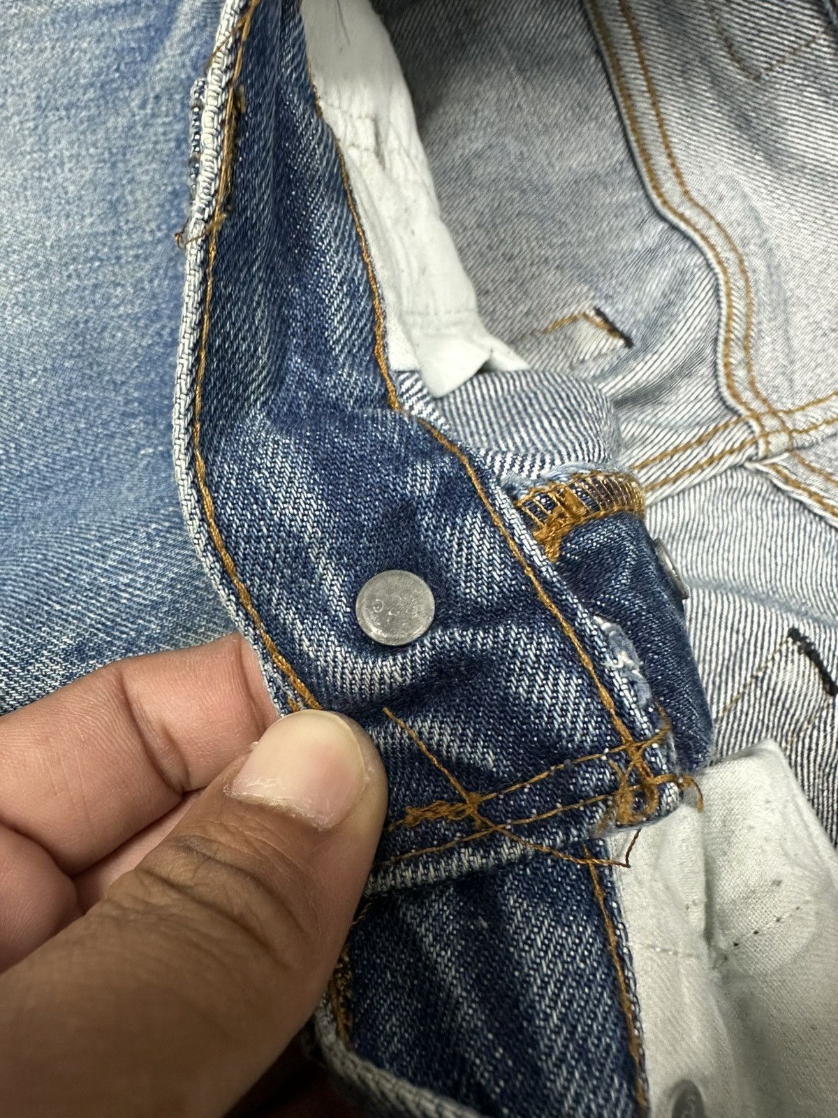 Levi's Vintage 80s Levi’s 501 Selvedge Size US 30 / EU 46 - 8 Thumbnail