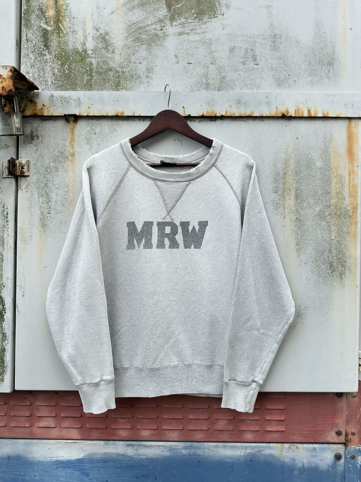 Vintage Vintage THRASHED MRW Crewneck Size US S / EU 44-46 / 1 - 1 Thumbnail