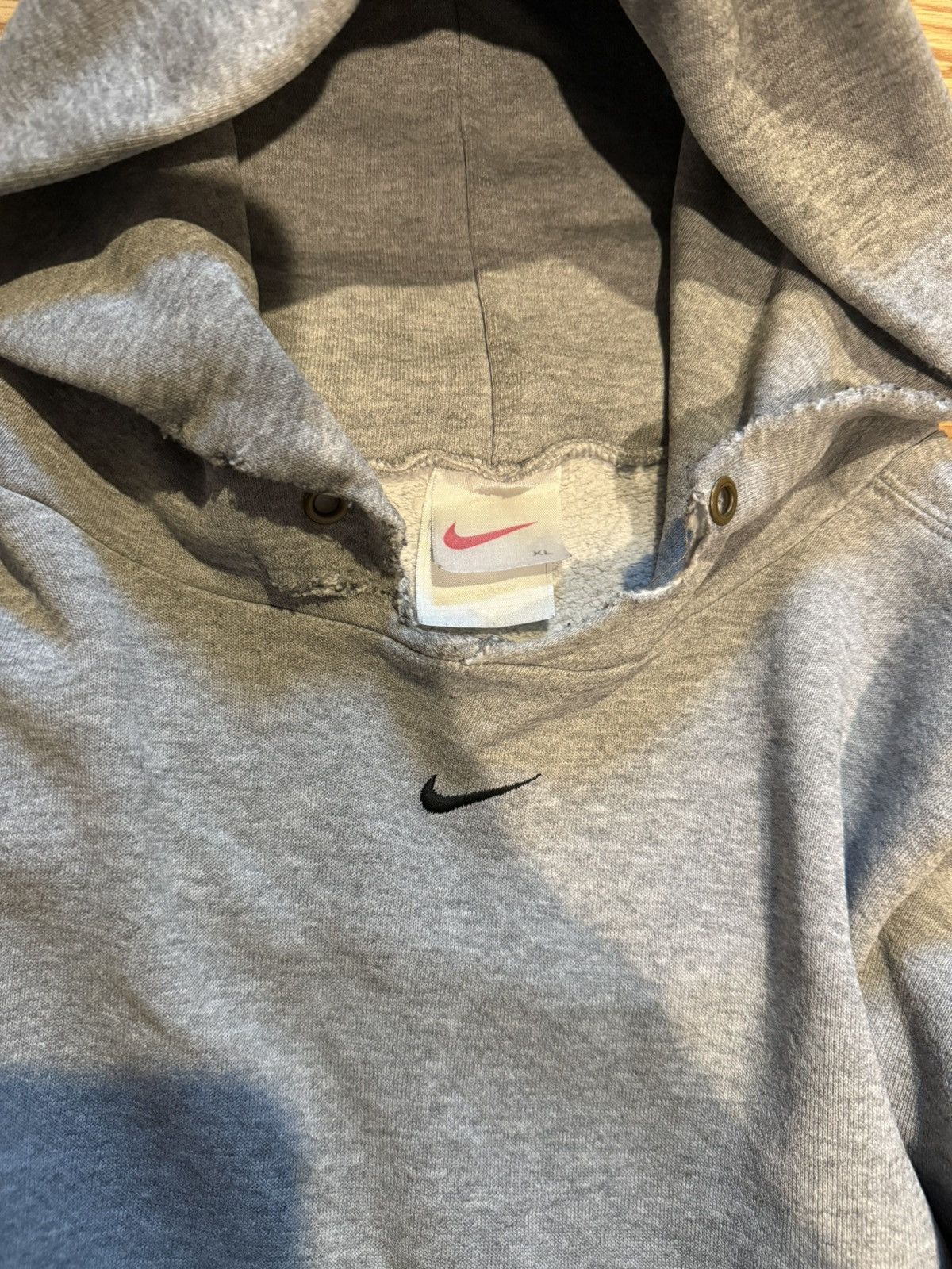 Nike Vintage Nike middle swoosh hoodie size xl Size US XL / EU 56 / 4 - 2 Thumbnail