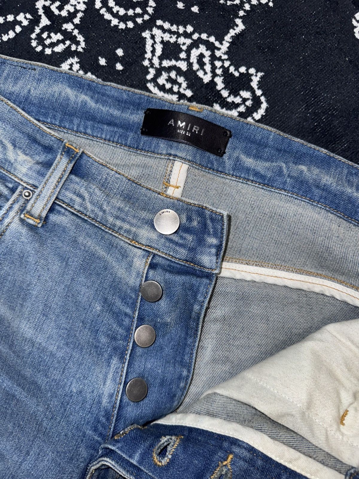 Amiri AMIRI SKELL BONE SCRIPT LOGO JEANS Size US 32 / EU 48 - 20 Thumbnail