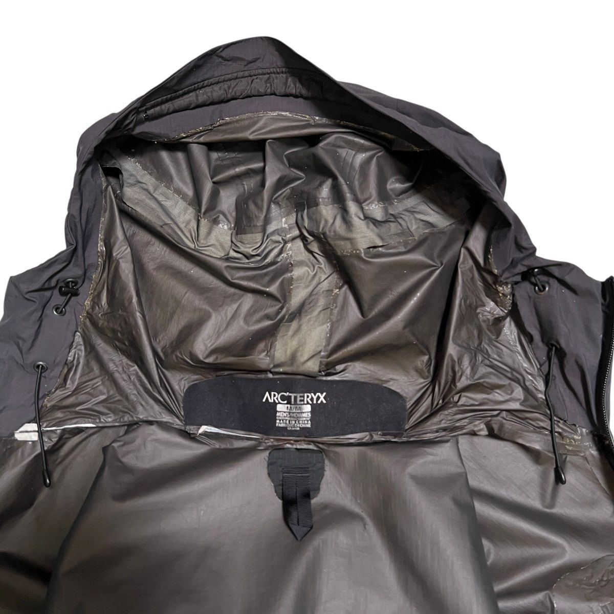 Arc'teryx 🔥 Arc'teryx arcteryx Goretex Jacket Very Worn - Size M Size US M / EU 48-50 / 2 - 13 Thumbnail
