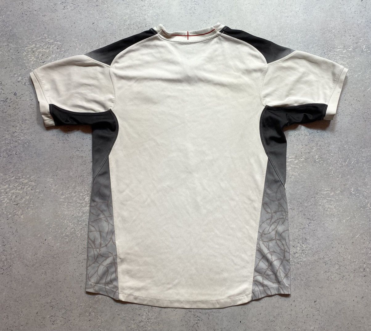 Nike Vintage Nike England rugby jersey size small Size US S / EU 44-46 / 1 - 10 Thumbnail