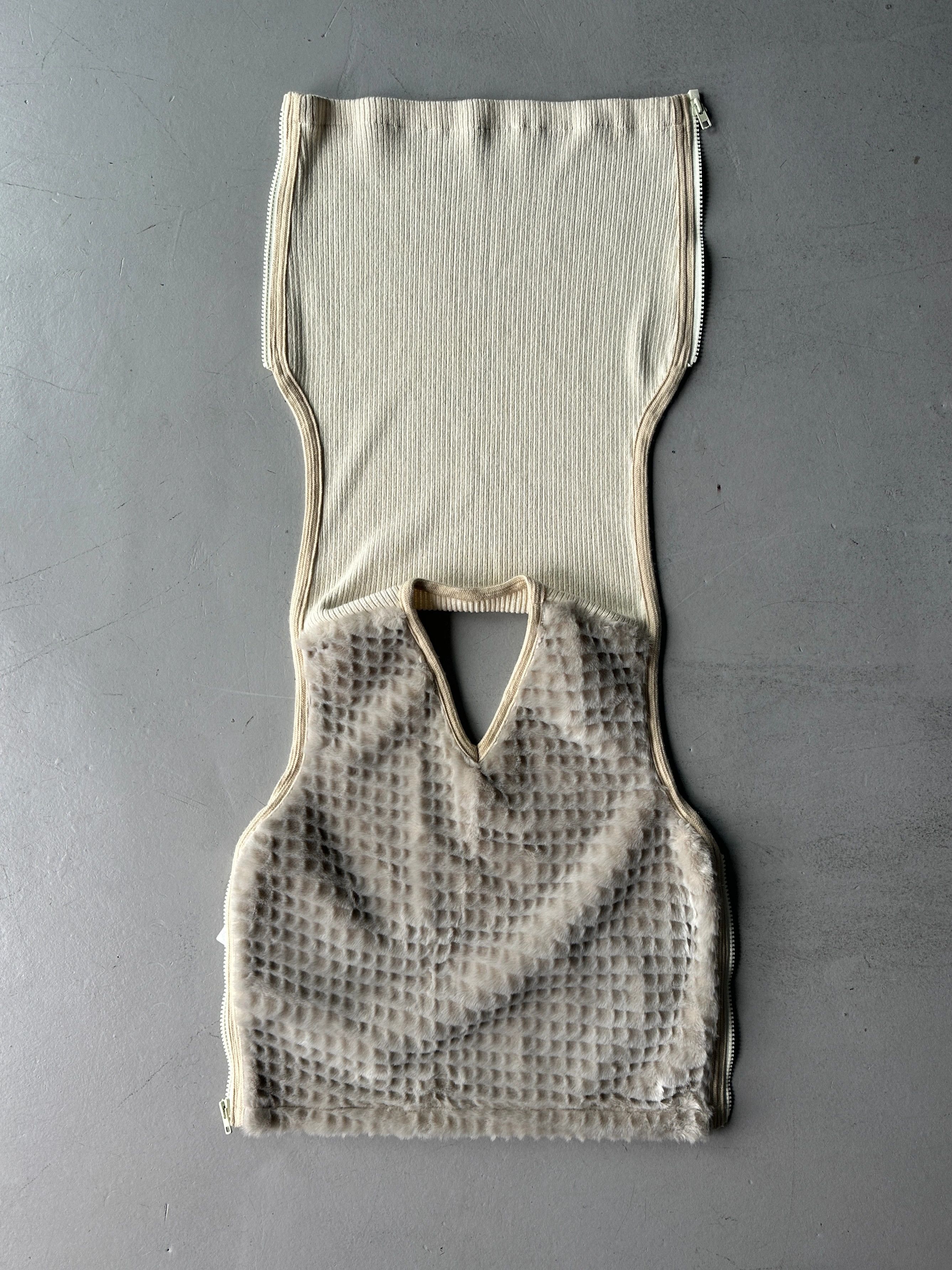 Dexter Wong DEXTER WONG 1990s FAUX FUR FRONT ZIPPED SIDE KNIT VEST Size S / US 4 / IT 40 - 2 Thumbnail