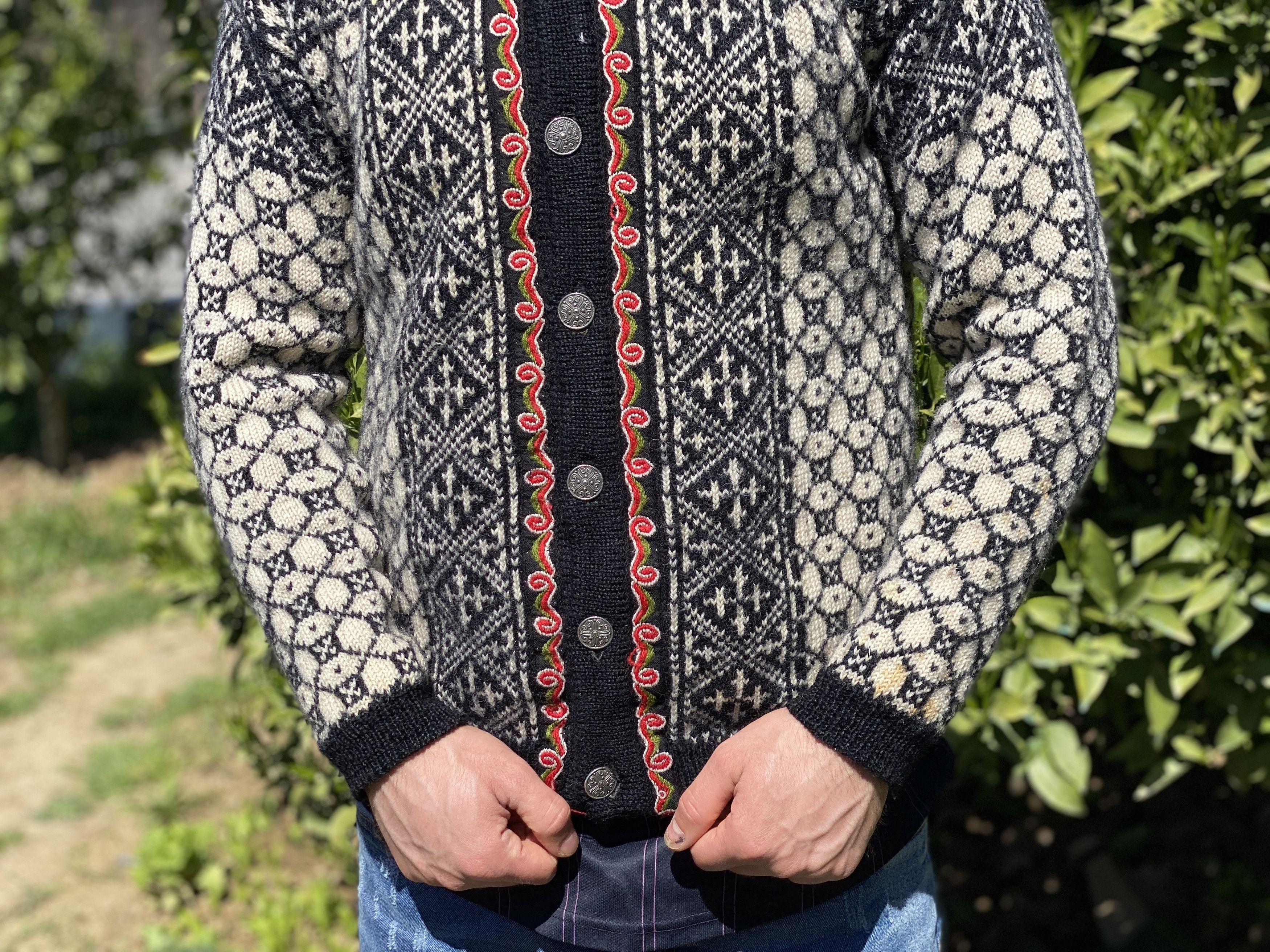 Dale Of Norway Cardigan Dale Of Norway Winter HandCrafted Slim Fit Size M Size US M / EU 48-50 / 2 - 7 Thumbnail
