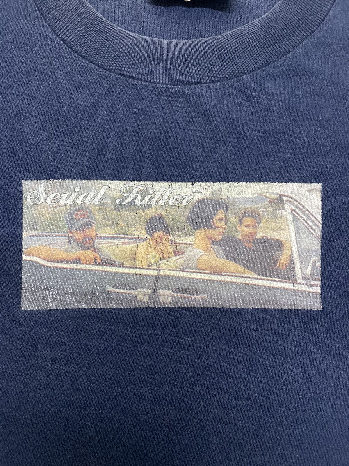 Vintage VINTAGE 90s SERIAL KILLER KALIFORNIA MOVIE T-SHIRT Size US L / EU 52-54 / 3 - 4 Thumbnail