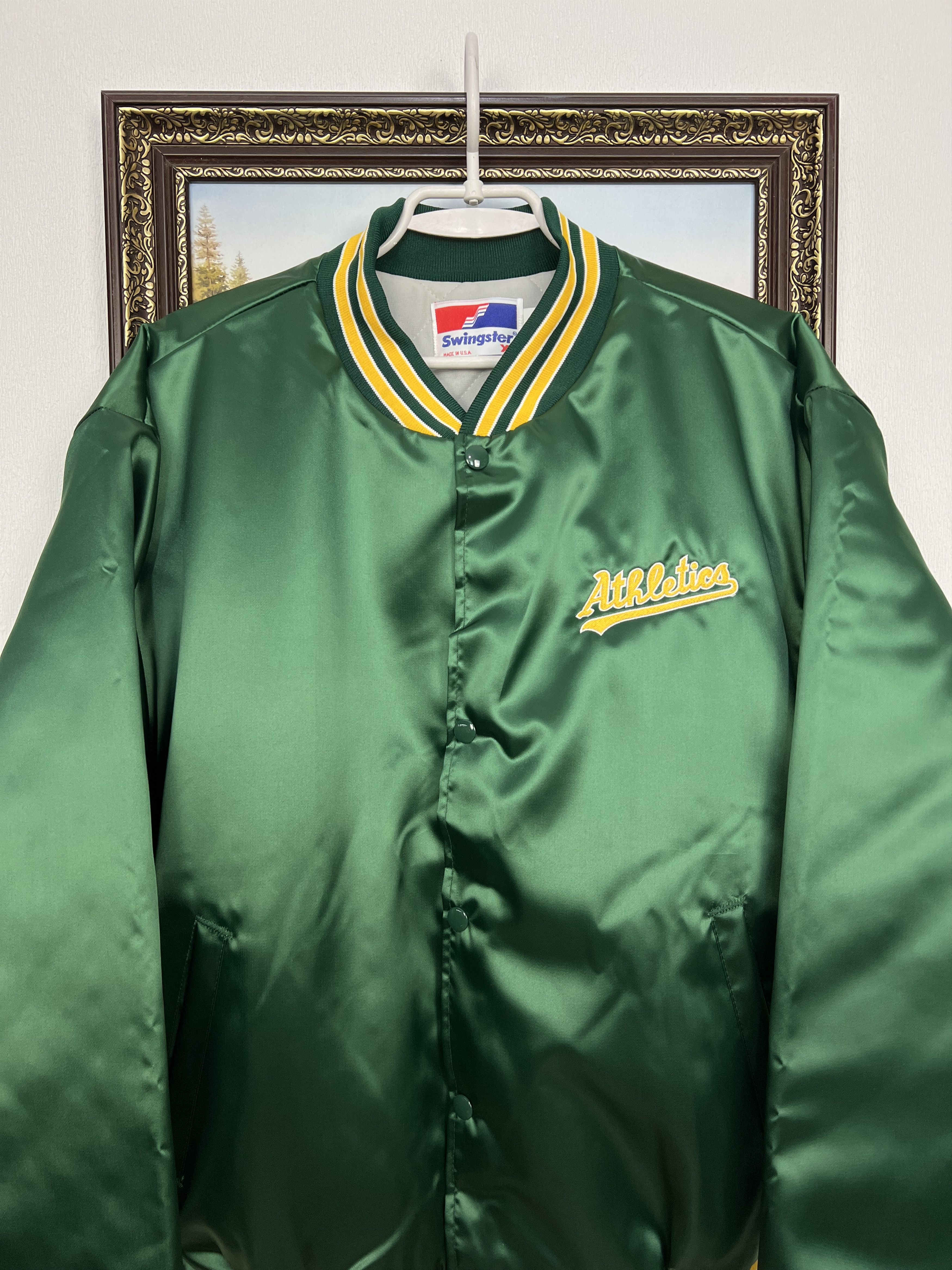 Vintage Vintage 90's Oakland Athletics Jacket MLB Satin Bomber Size US L / EU 52-54 / 3 - 2 Thumbnail