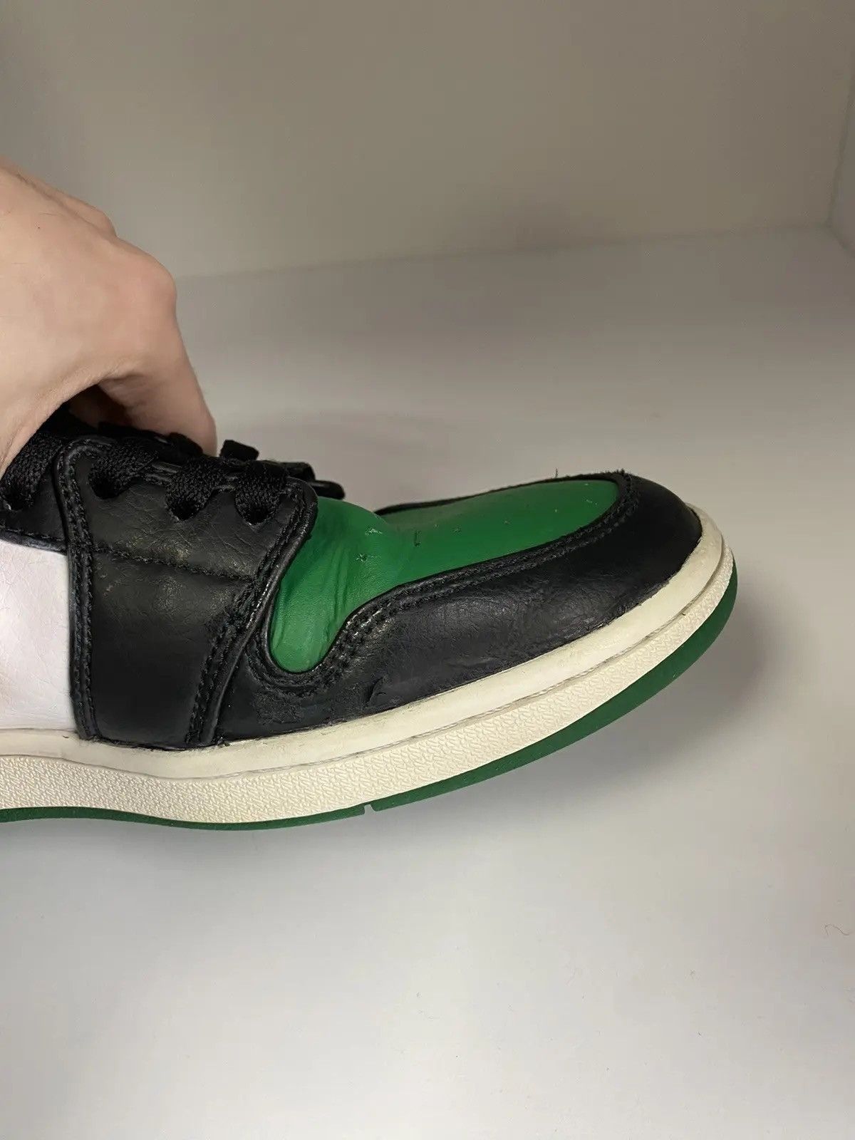 Nike × Vintage Vintage Nike Air Jordan 1 Mid Pine Green Black Size US 10 / EU 43 - 10 Thumbnail