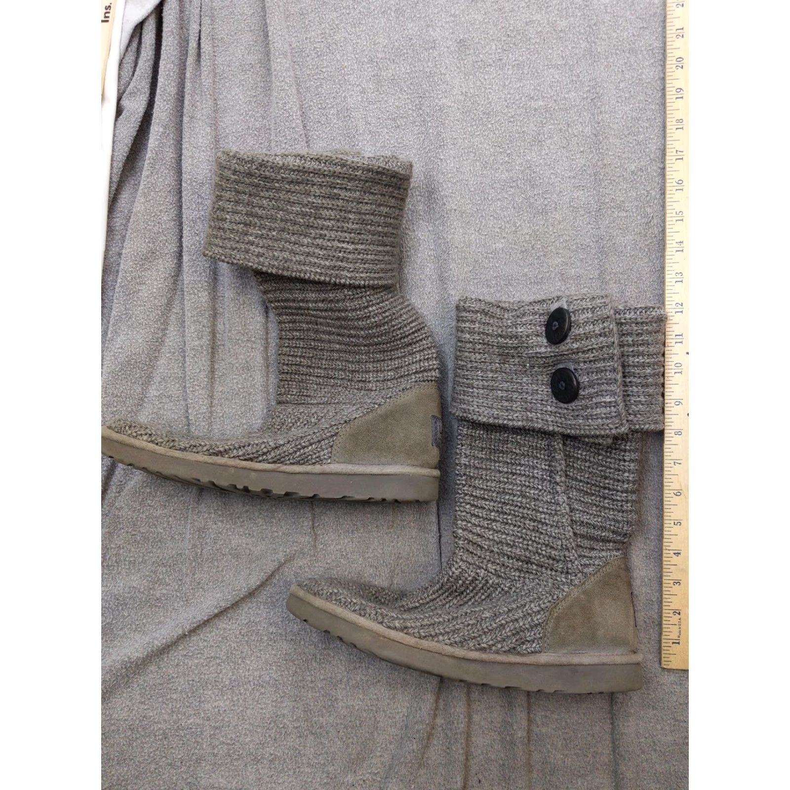 Ugg UGG Women Boots Mid-Calf Knit Shearling Gray 10 Wool Blend Button 5819 Size US 10 / IT 40 - 2 Thumbnail
