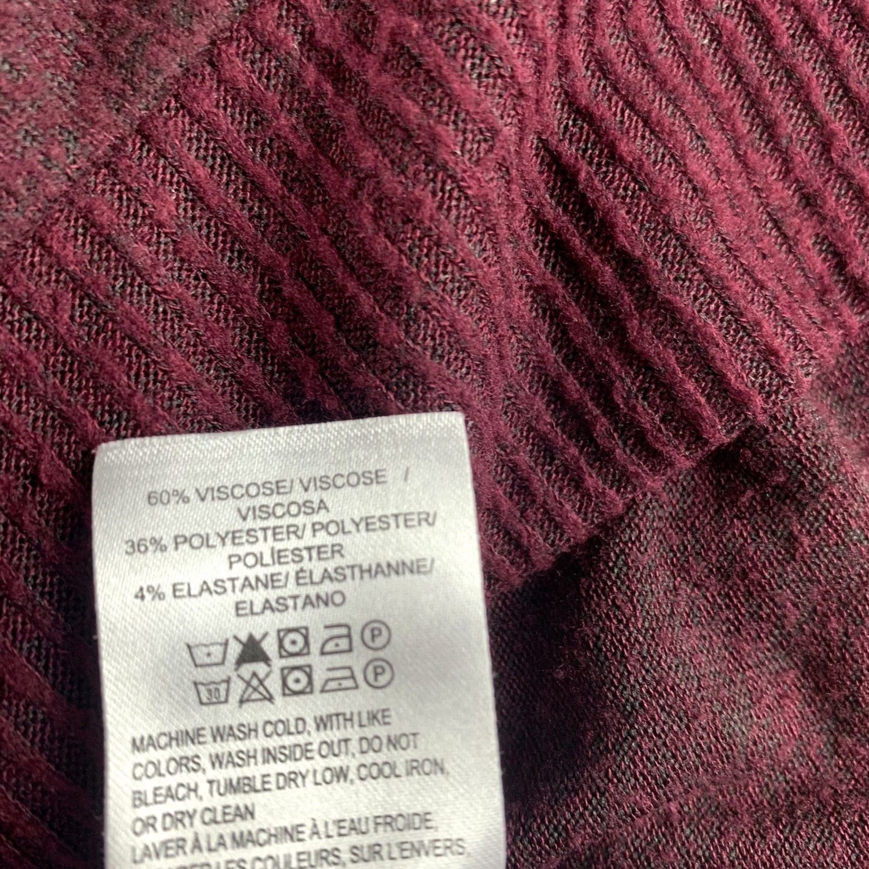Lucky Brand LUCKY BRAND Sweater V-NECK LONGSLEEVE BURGUNDY MENS LARGE PILLING Size US L / EU 52-54 / 3 - 4 Thumbnail