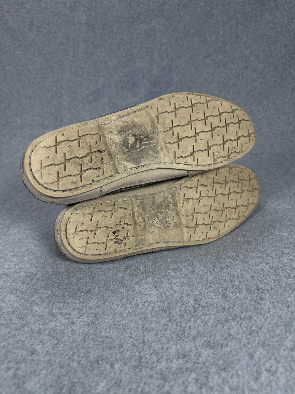 John Varvatos Gray Suede Low Top Sneakers John Varvatos USA Mens 9.5 Size US 9.5 / EU 42-43 - 8 Thumbnail