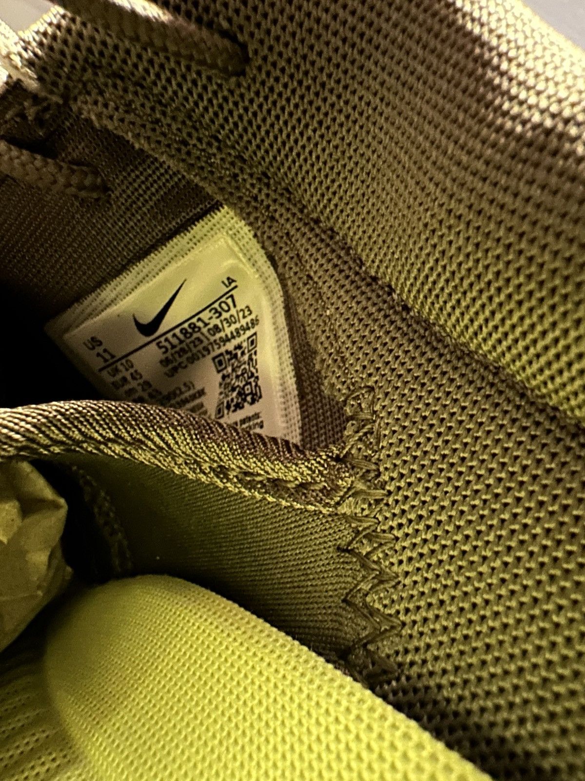 Nike Nike Roshe One Green Volt Sneakers 11 Size US 11 / EU 44 - 6 Thumbnail