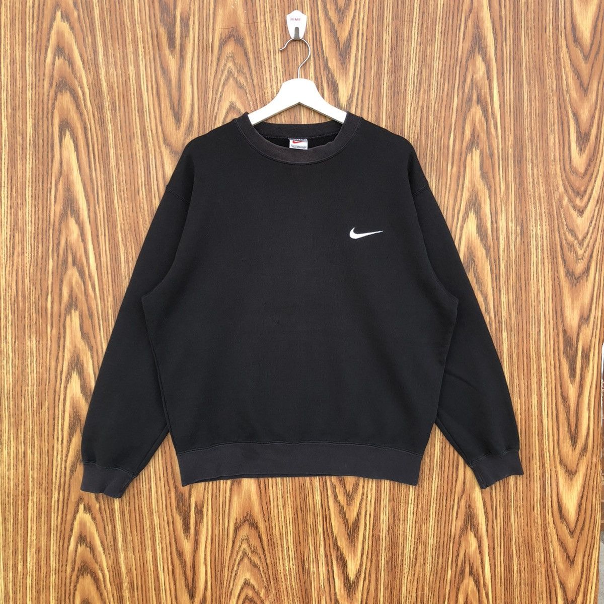 Nike Vintage Nike Crewneck Swoosh Sweatshirt Size US XL / EU 56 / 4 - 1 Thumbnail