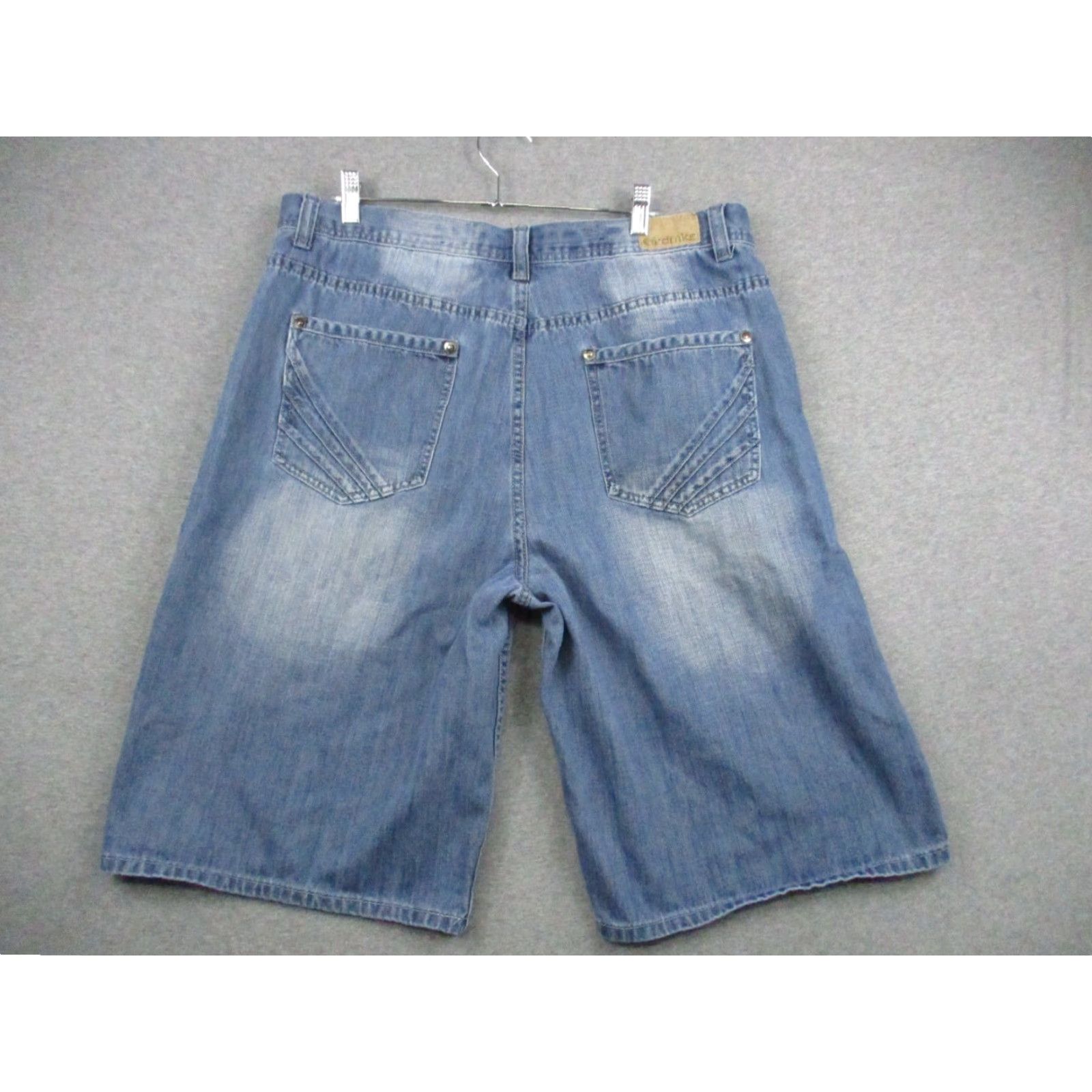 Akademiks VINTAGE AKADEMIKS Jeans Shorts 38 Mens Blue Hip Hop Street Baggy Wide Log Y2K Jeans Shorts Mens 38 Blue Hip Hop Urban Log Embroidered Size US 38 / EU 54 - 3 Thumbnail