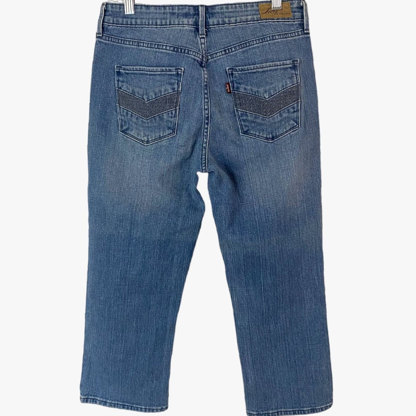 Levi's VINTAGE Levi's Demi Curve Capri Jeans Blue 28 Women's Denim 5-Pocket Stretch Mid Rise Size 28" / US 6 / IT 42 - 3 Thumbnail
