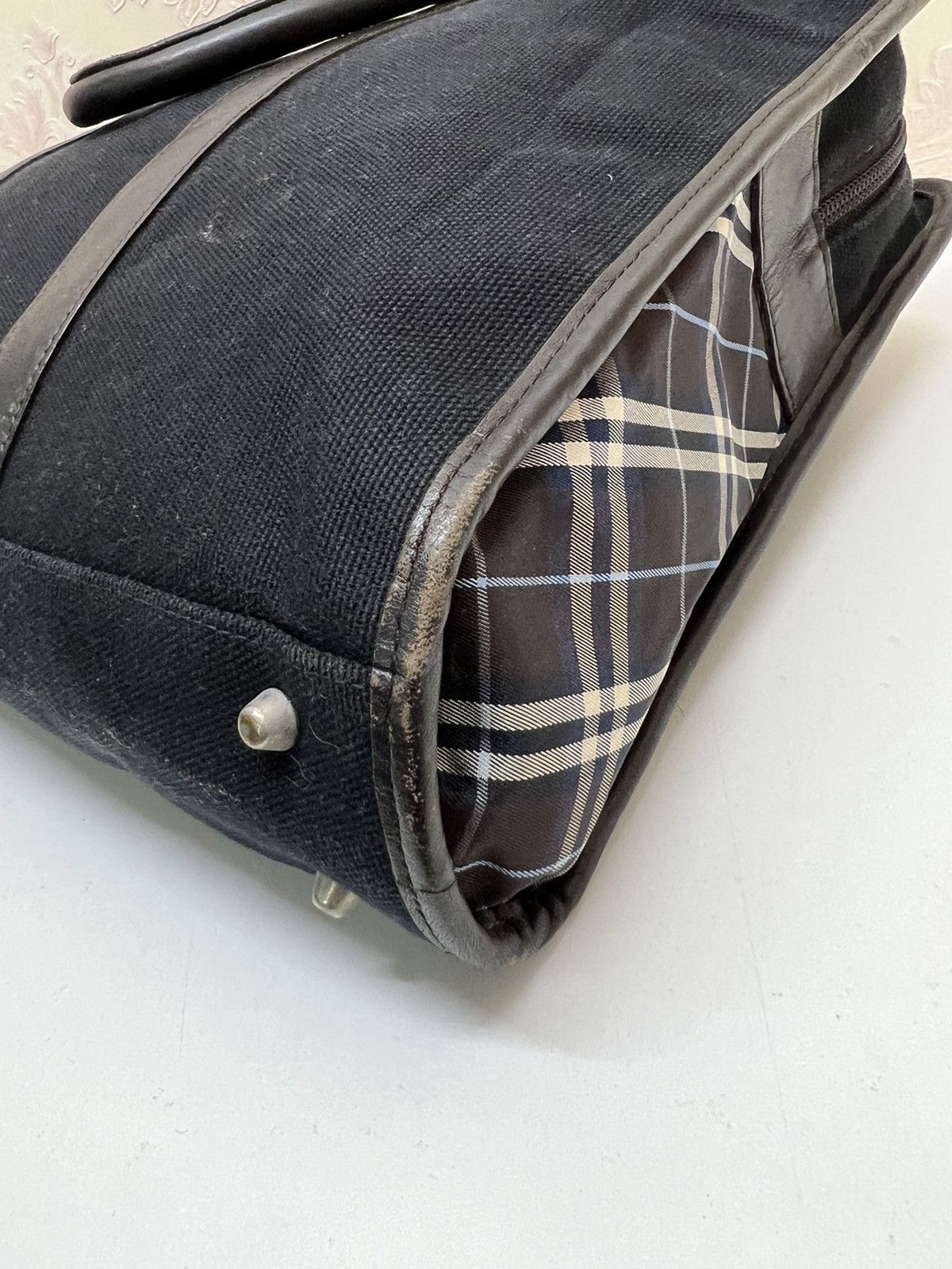 Burberry Vintage Burberry Black Label Office Handle Bag Size ONE SIZE - 10 Thumbnail