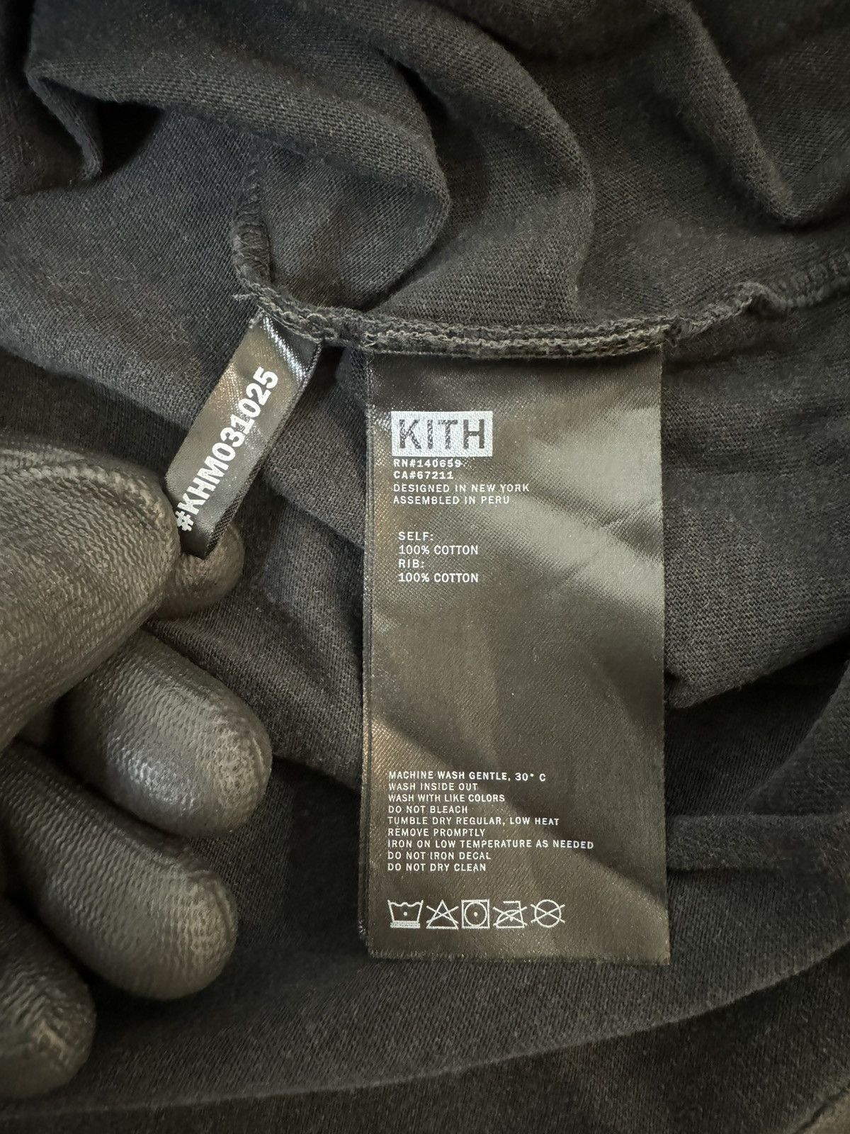Kith × Star Wars Kith x STAR WARS Exploding Darth Vader Vintage Tee Size US S / EU 44-46 / 1 - 5 Thumbnail