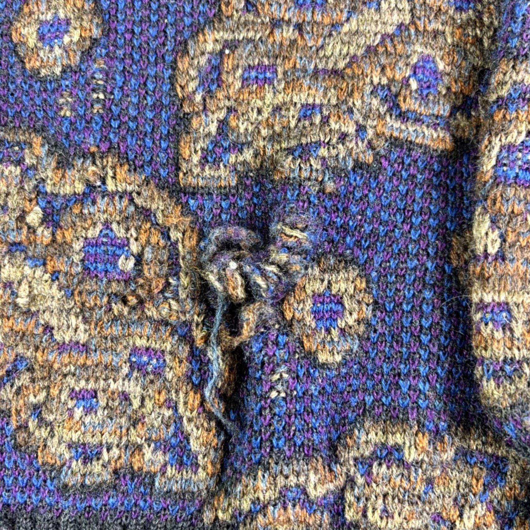 Vintage VINTAGE Scotch St. Raphael Bloomingdales Mens M Wool Sweater Paisley Pattern 90s Retro Knit Beaded Crew Neck Long Sleeve Size M / US 6-8 / IT 42-44 - 8 Thumbnail