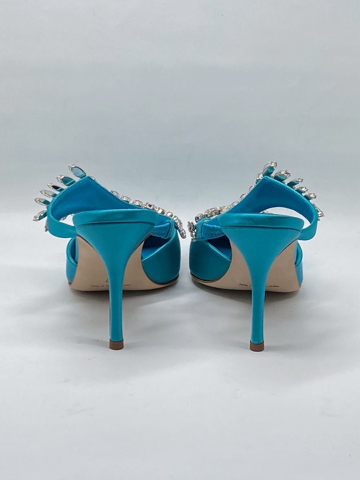 Manolo Blahnik Manolo Blahnik Lurum 90 Embellished Satin Mules size 37 Size US 7 / IT 37 - 8 Thumbnail
