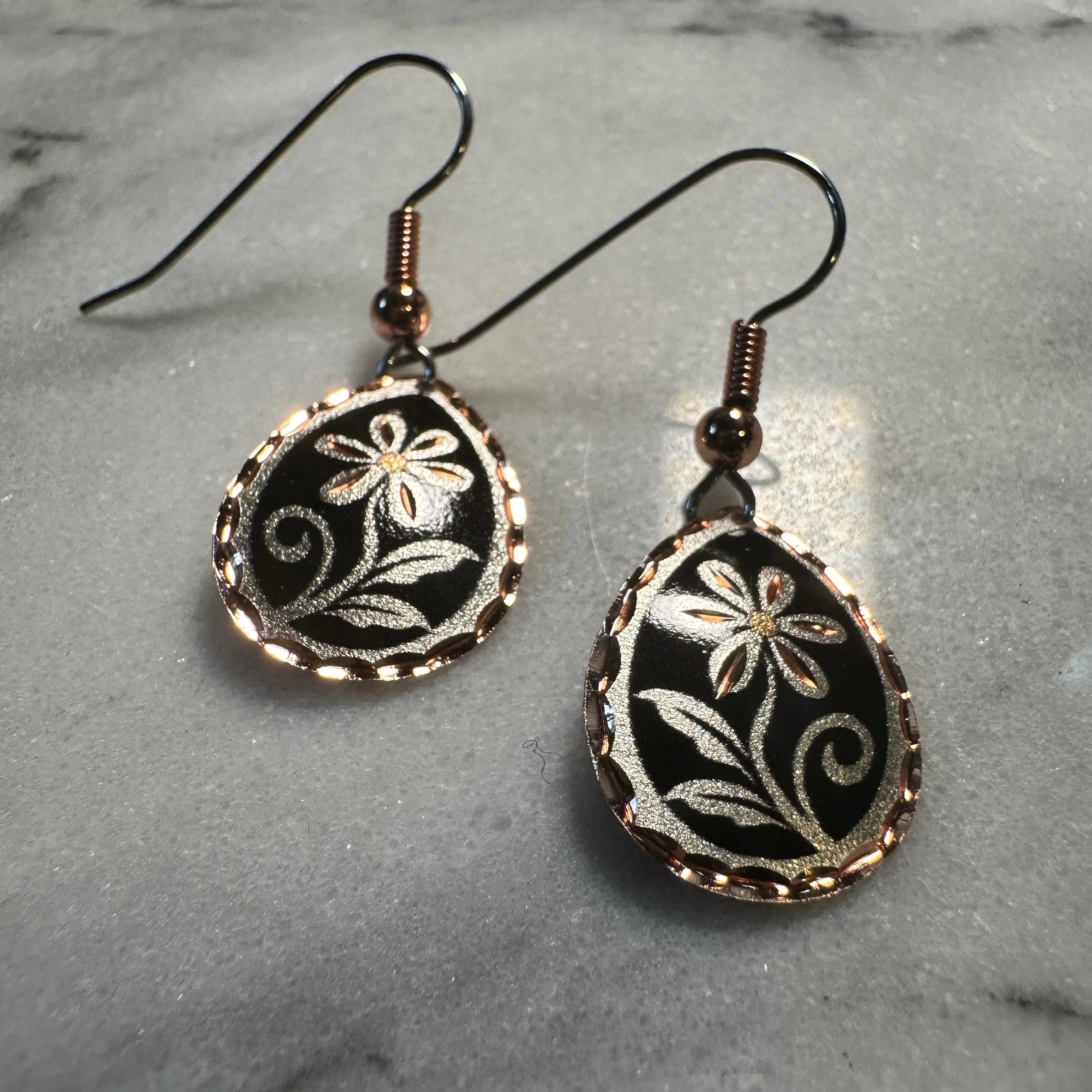 Other Handcrafted Boho Copper Earrings, Floral Wire Black Drop Ea Size ONE SIZE - 4 Thumbnail