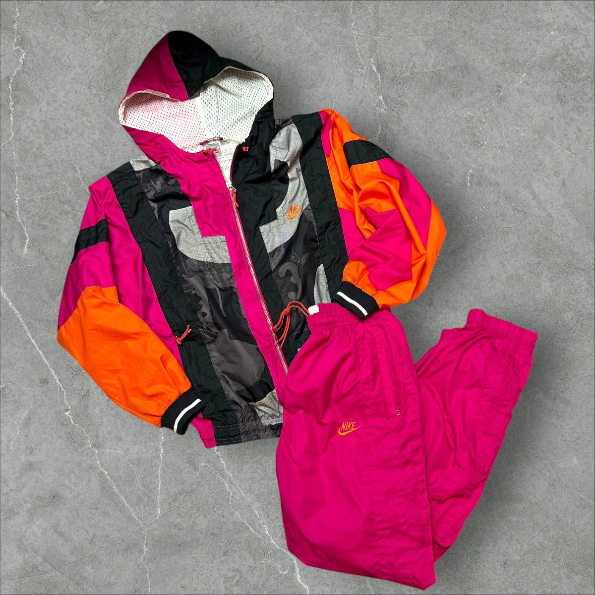 Nike × Vintage Nike Air Jacket Windbreaker Retro Vintage Training Jacket S Size US S / EU 44-46 / 1 - 1 Thumbnail