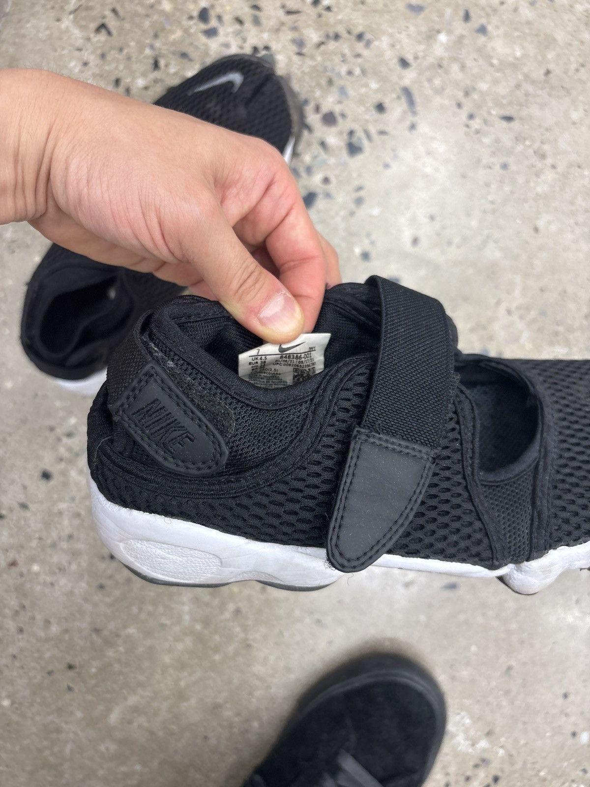 Nike Nike Size US 7 / IT 37 - 2 Thumbnail