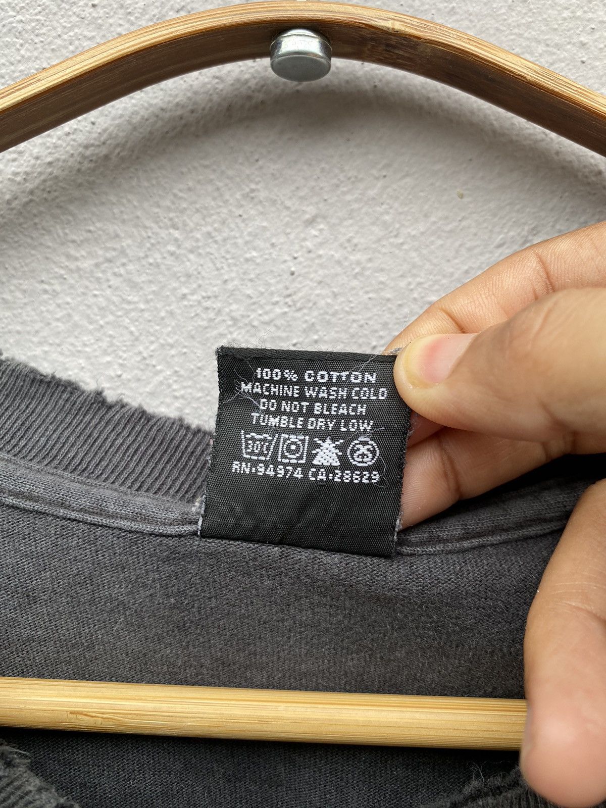 Stussy Vintage 2006 Distressed STUSSY x ERIC ELMS ADORN World Tour Size US XL / EU 56 / 4 - 8 Thumbnail